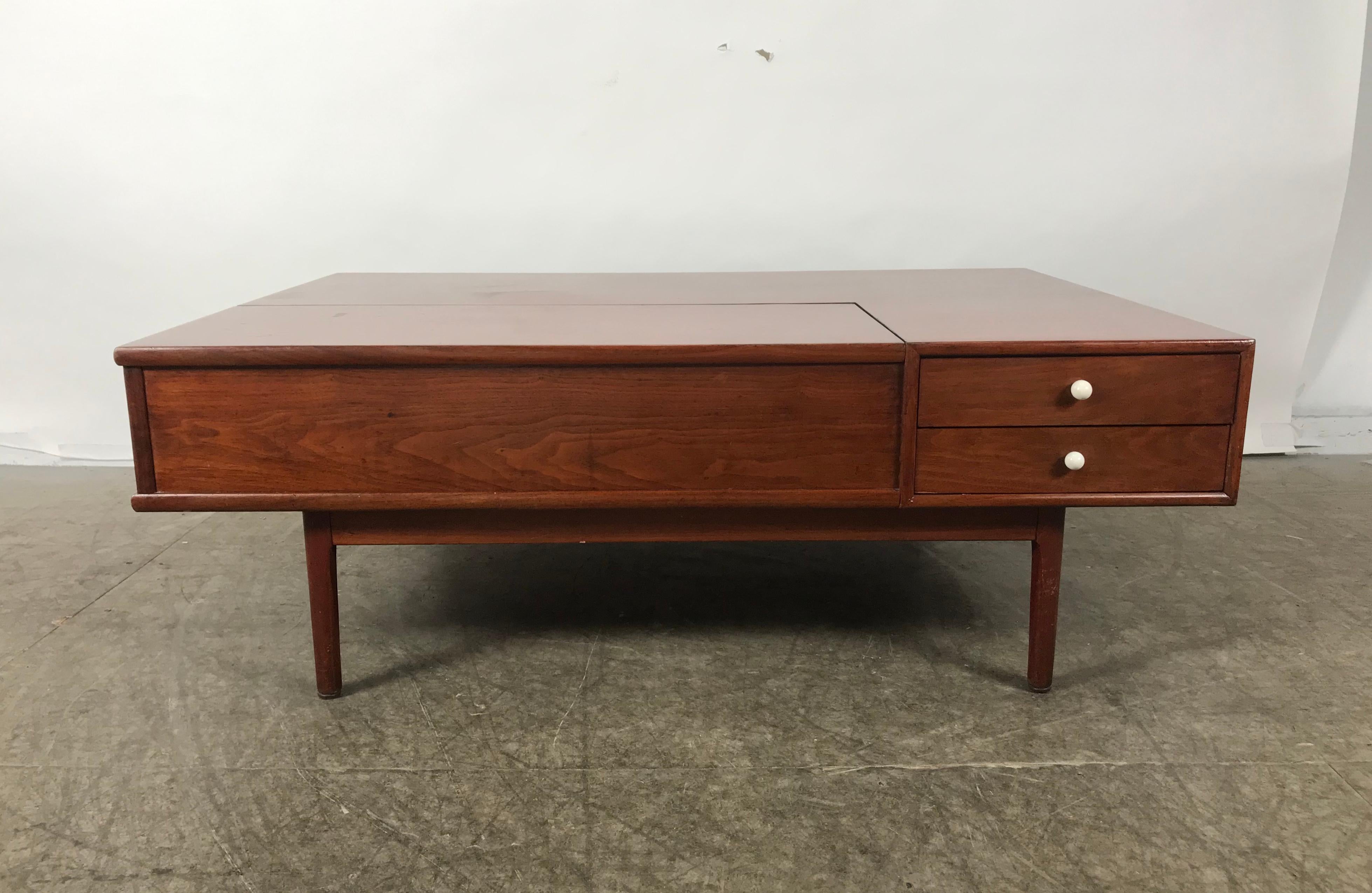 drexel coffee table with drawer