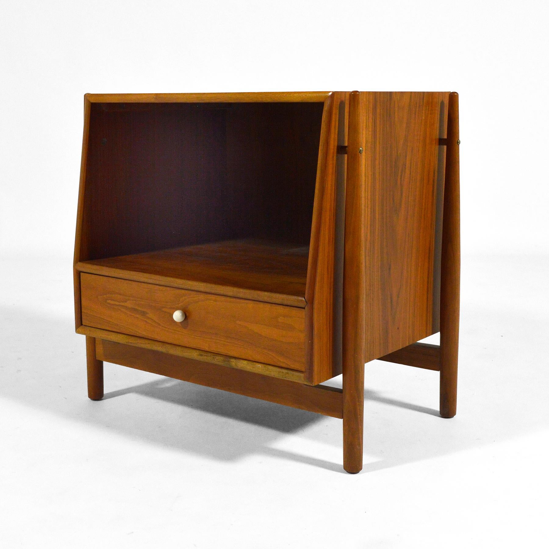 This beautifully detailed nightstand in walnut by Kipp Stewart & Stewart MacDougall for their 