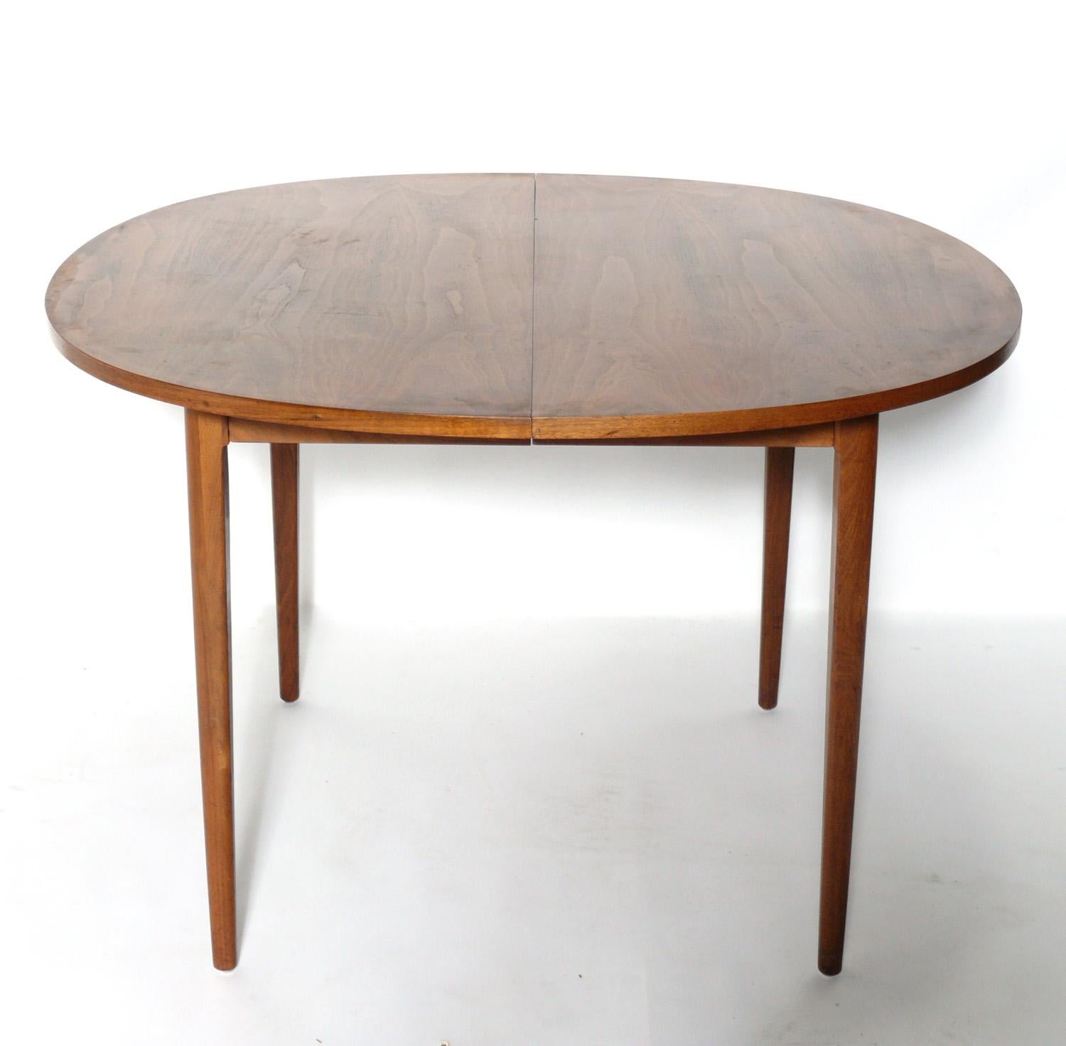 Kipp Stewart Walnut Dining Table for Drexel For Sale at 1stDibs