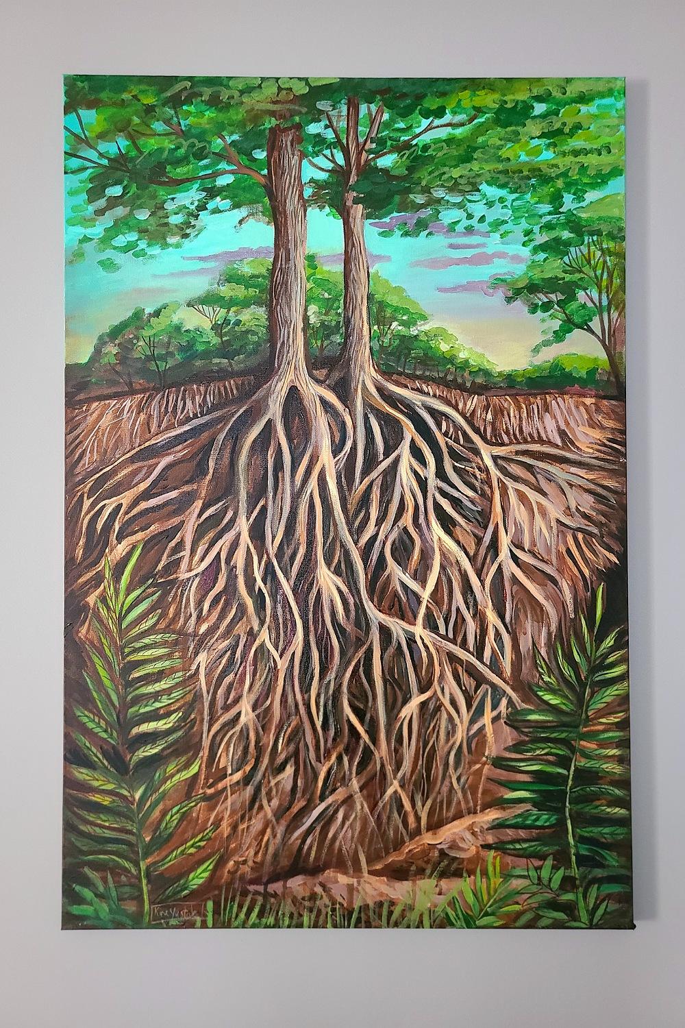 <p>Commentaires de l'artiste<br>L'artiste Kira Yustak présente une perspective diversifiée d'une forêt prospère. Inspirée par son lien profond avec la terre, Kira représente un grand système racinaire sous la surface de l'arbre comme la source de sa