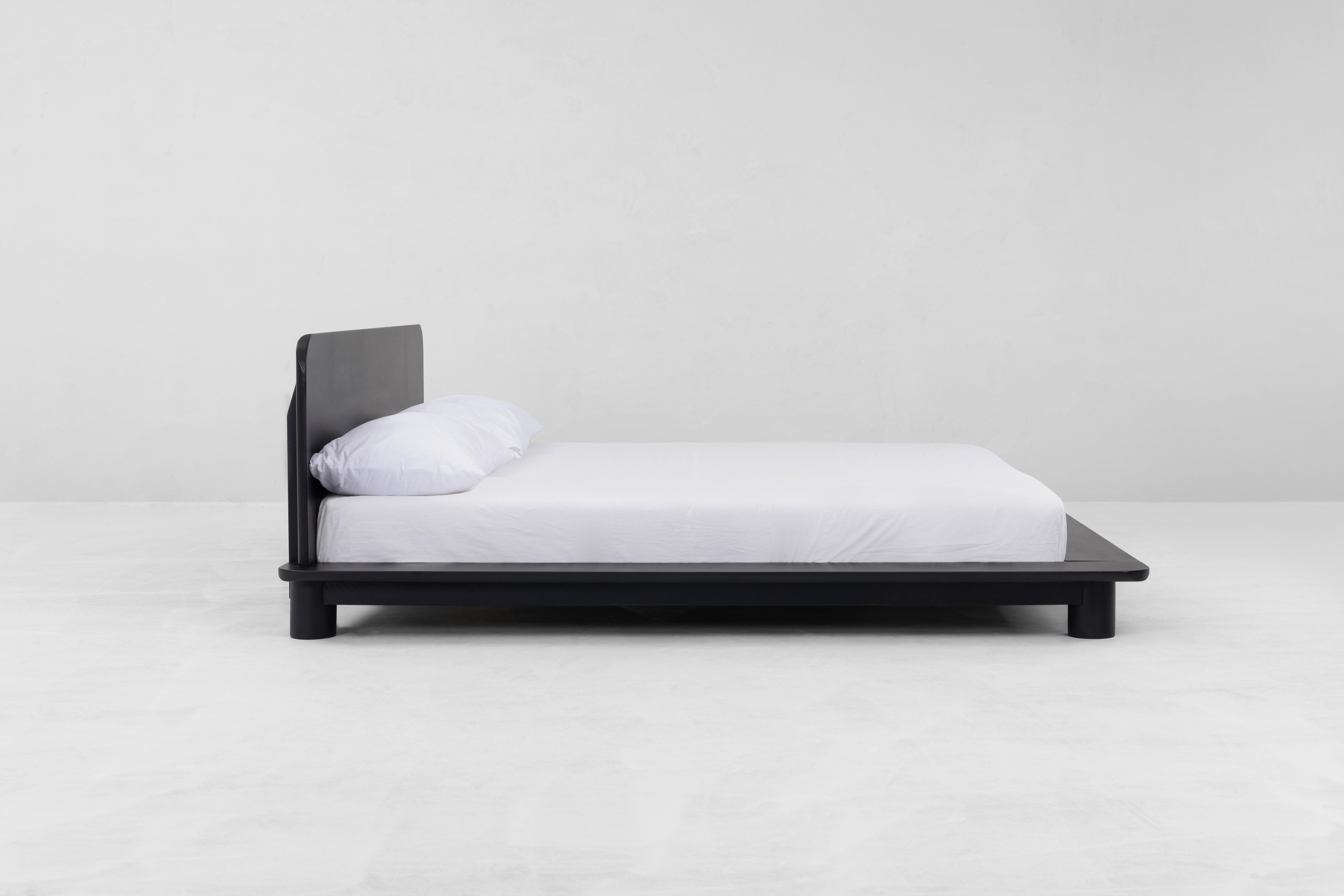 Kiral Bed, Minimalist Bed (Queen, King) For Sale 1