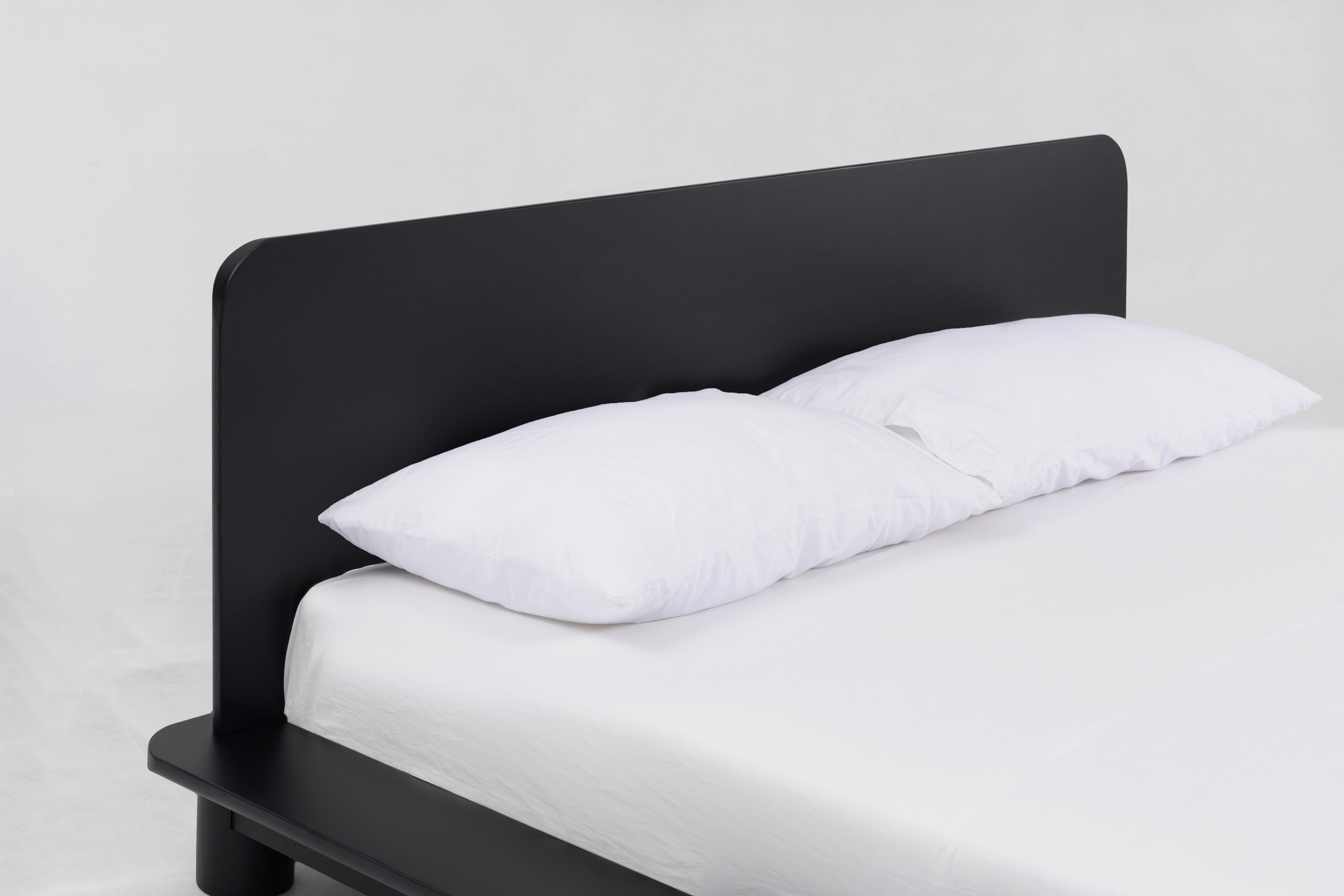 Kiral Bed, Minimalist Bed (Queen, King) For Sale 2