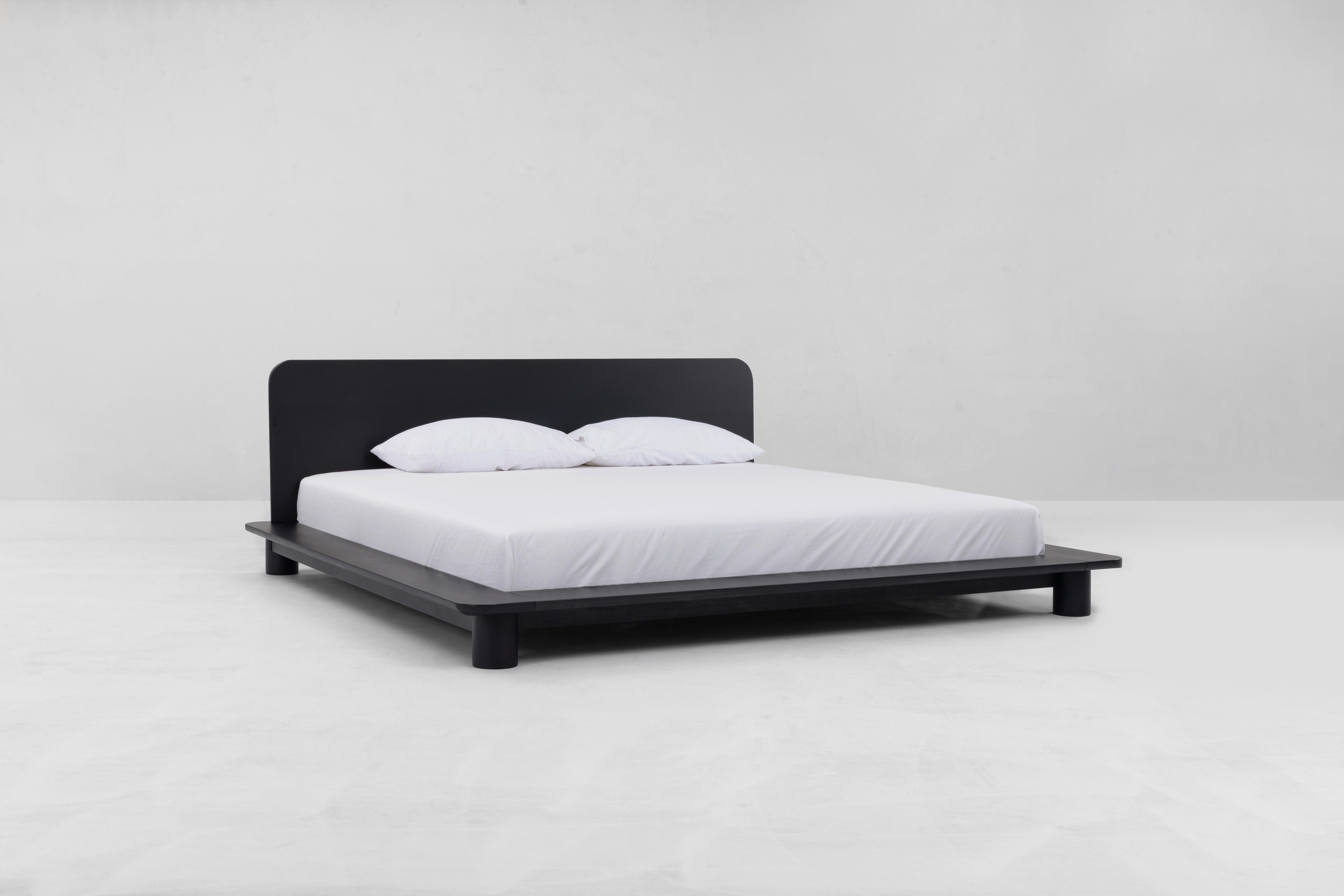 Kiral Bed, Minimalist Bed (Queen, King) For Sale 5