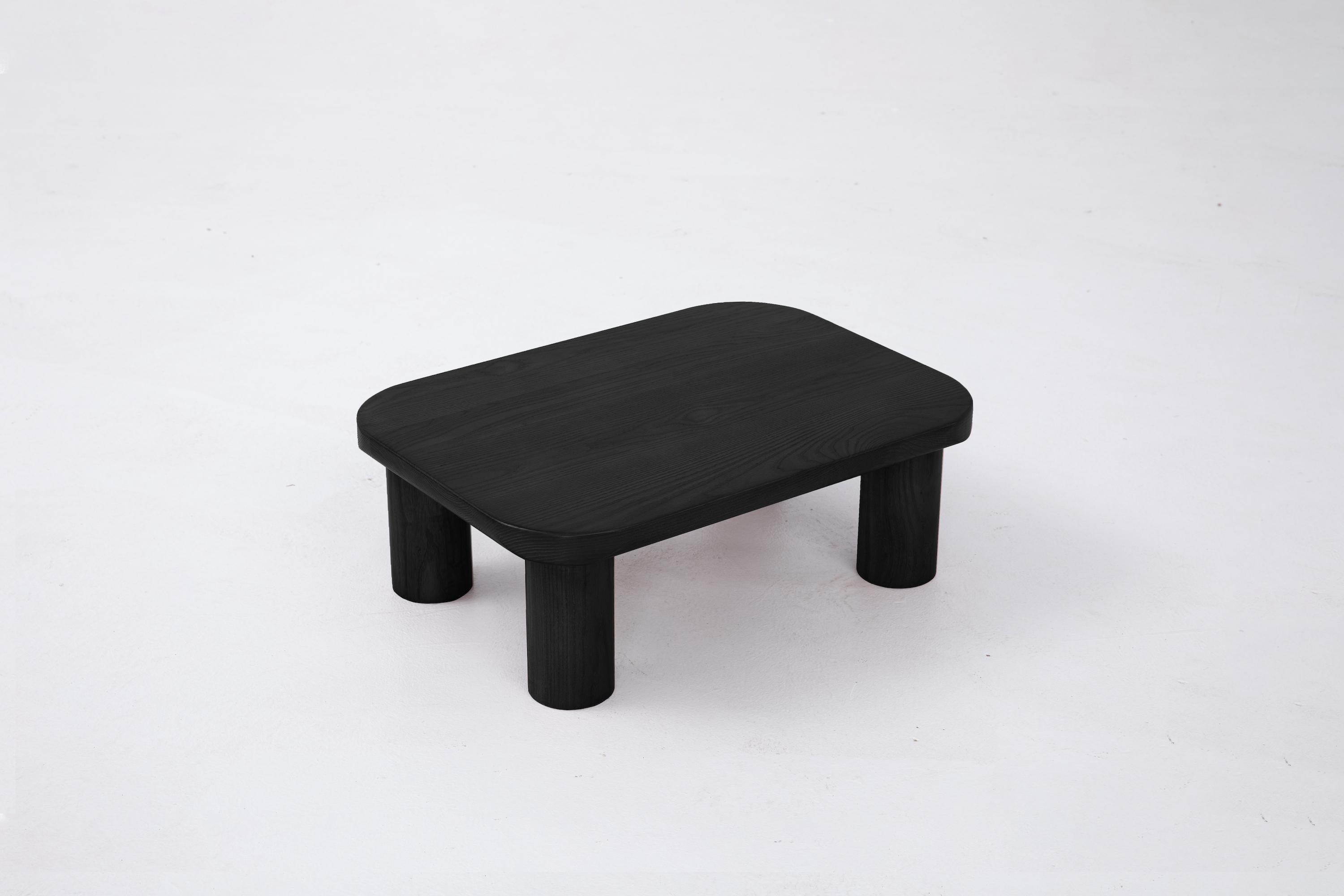 Mesilla de noche Kiral de Sun at Six, Siena, Mesa auxiliar minimalista de madera en venta 5