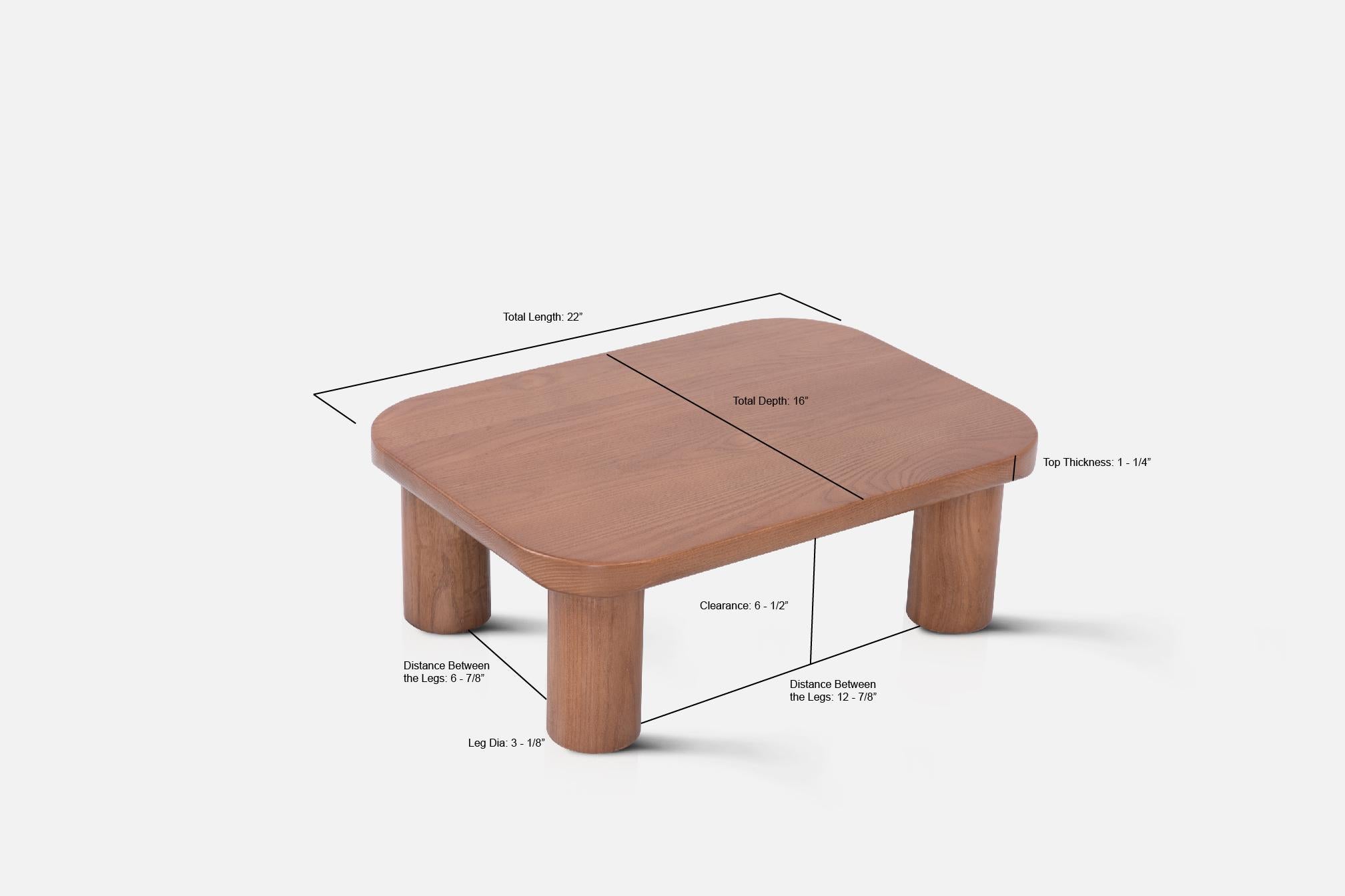 XXIe siècle et contemporain Table de nuit Kiral par Sun at Six, Sienne, table d'appoint minimaliste en bois en vente