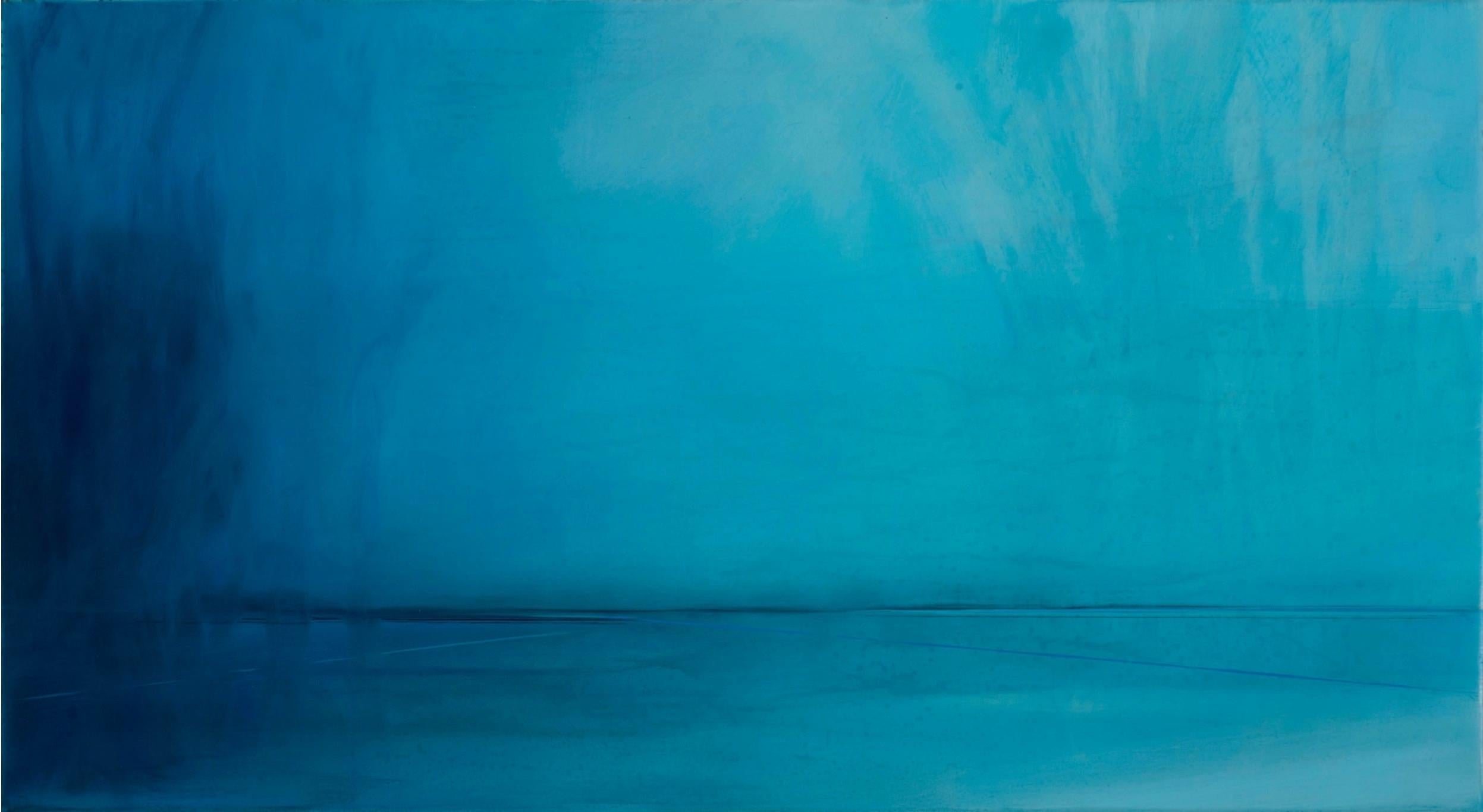 Wrapped in Stillness I : peinture à l'huile d'un paysage bleu lunatique sur étain lavé à l'acide