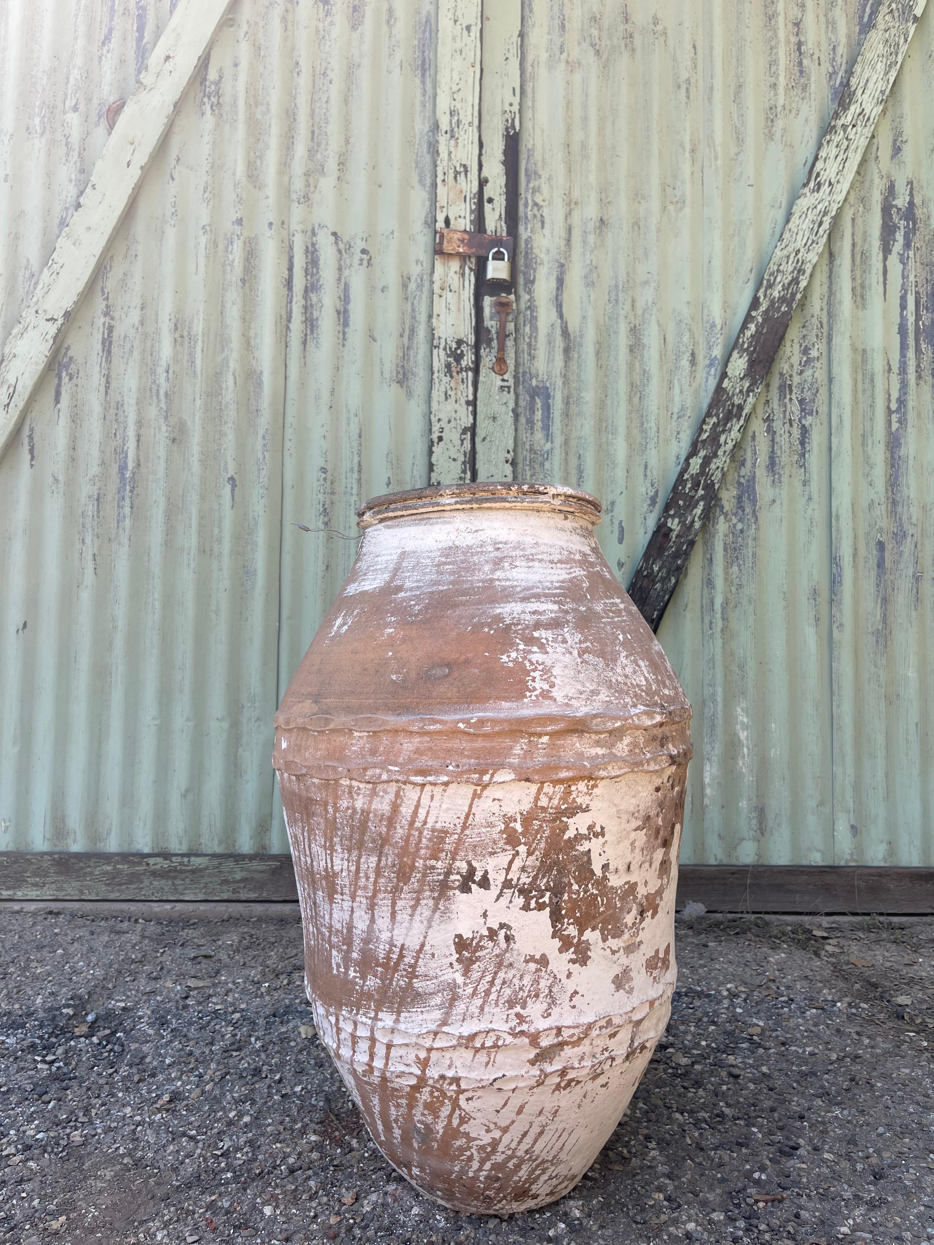 Hand-Crafted Kireçli Küp (Turkish Limewashed Vase - Medium) For Sale