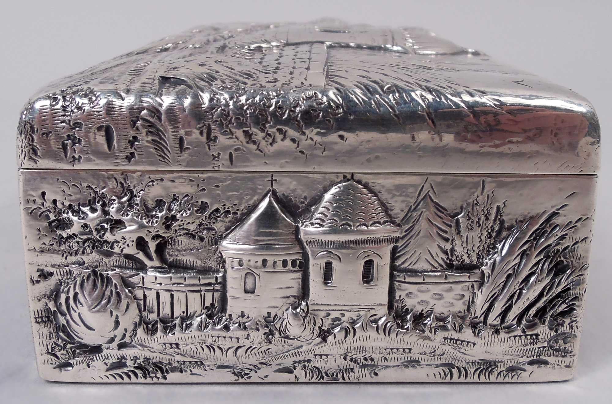 Edwardian Kirk Baltimore Sterling Silver Box with Picturesque Architecture For Sale