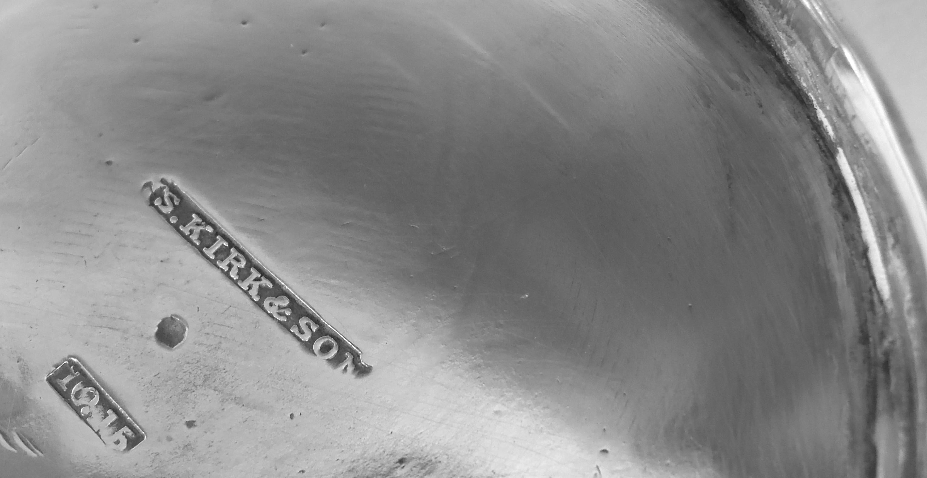 Tazza per bambini Kirk Baltimore Victorian in argento con architettura pastorale in vendita 1