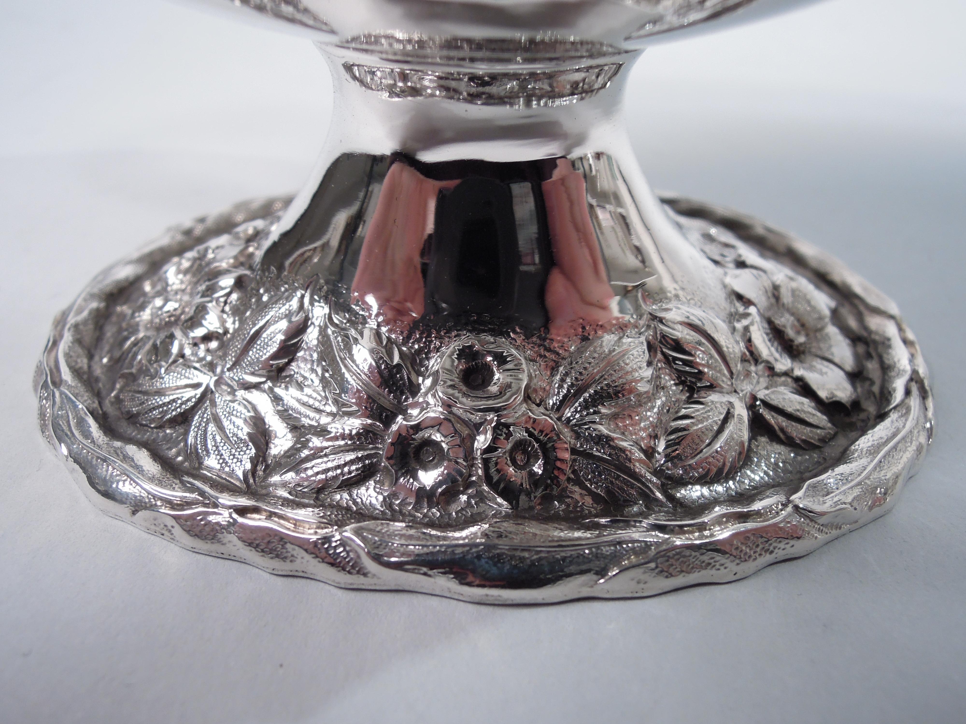 Kirk Edwardian Baltimore Repousse Sterling Silver Gravy Boat For Sale 4