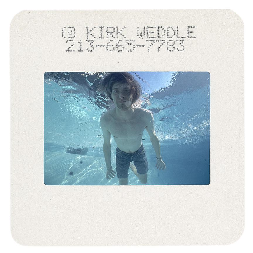 Signierter Druck nach einem Original-Farbdia von Kurt Cobain von Nirvana von Kirk Weddle. Dieses Dia wurde während der berühmten Schwimmbad-Sessions mit Nirvana für die Veröffentlichung von Nevermind im Jahr 1991 aufgenommen und von Kirk