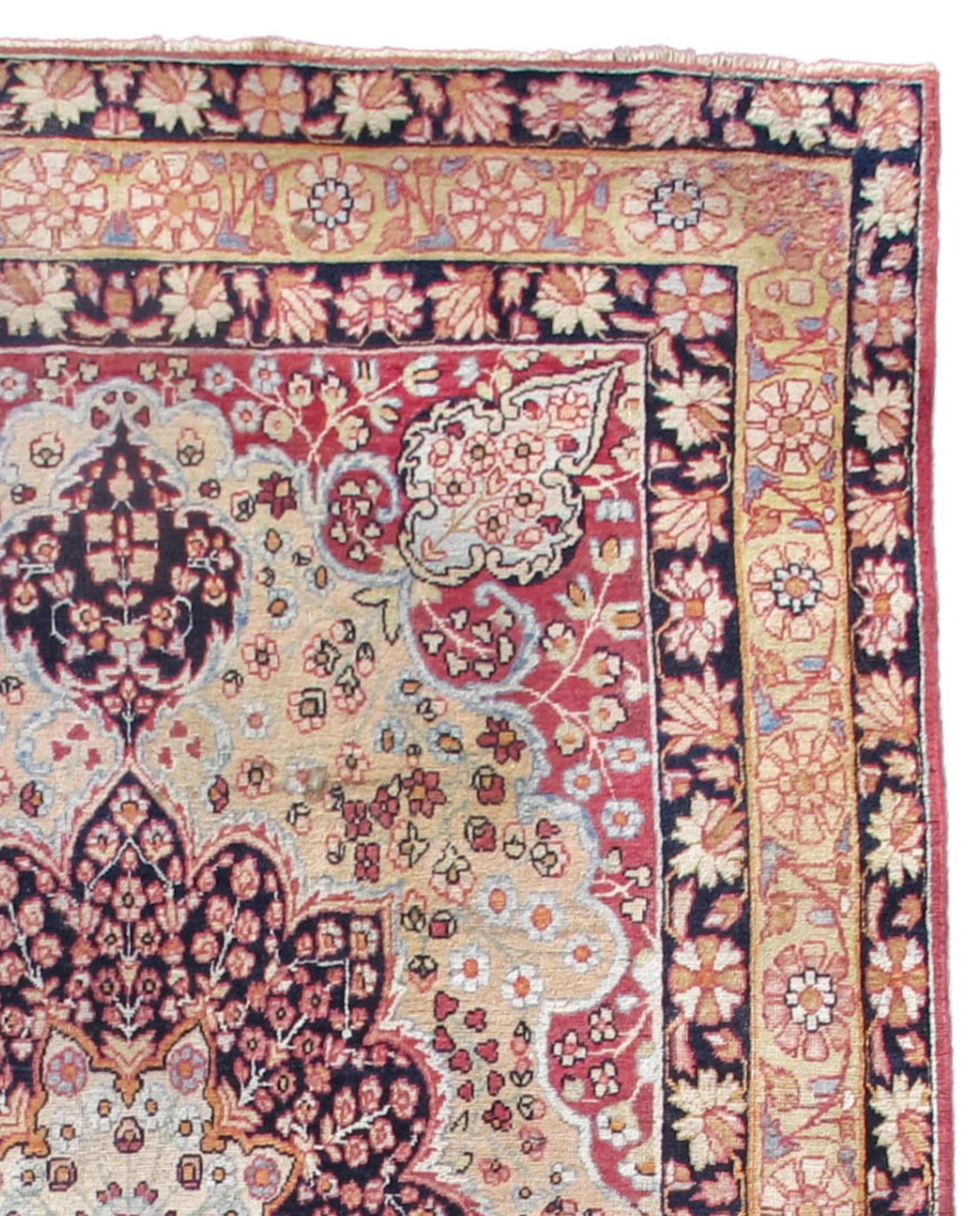 Kirman Rug, Late 19th Century

Additional information:
Dimensions: 4'6