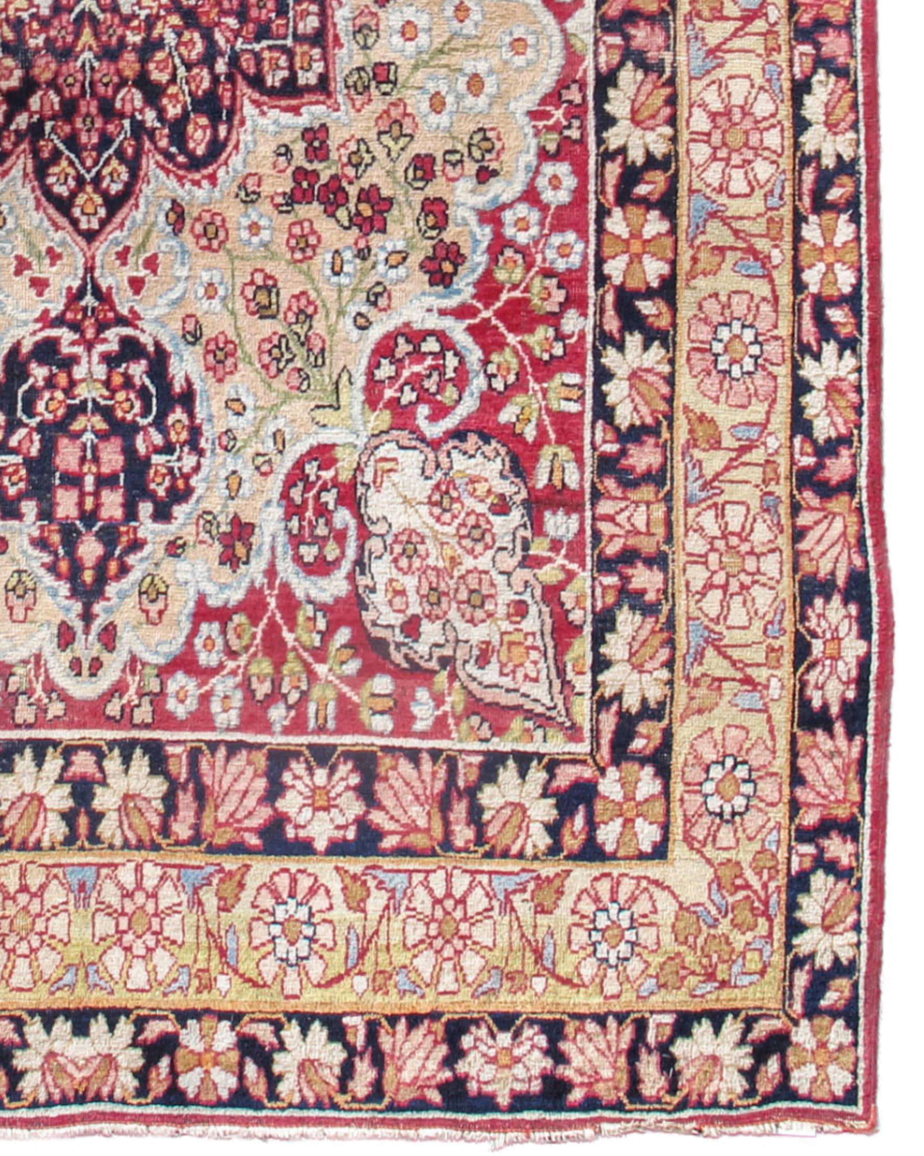 Kirman Rug, Late 19th Century In Excellent Condition For Sale In San Francisco, CA