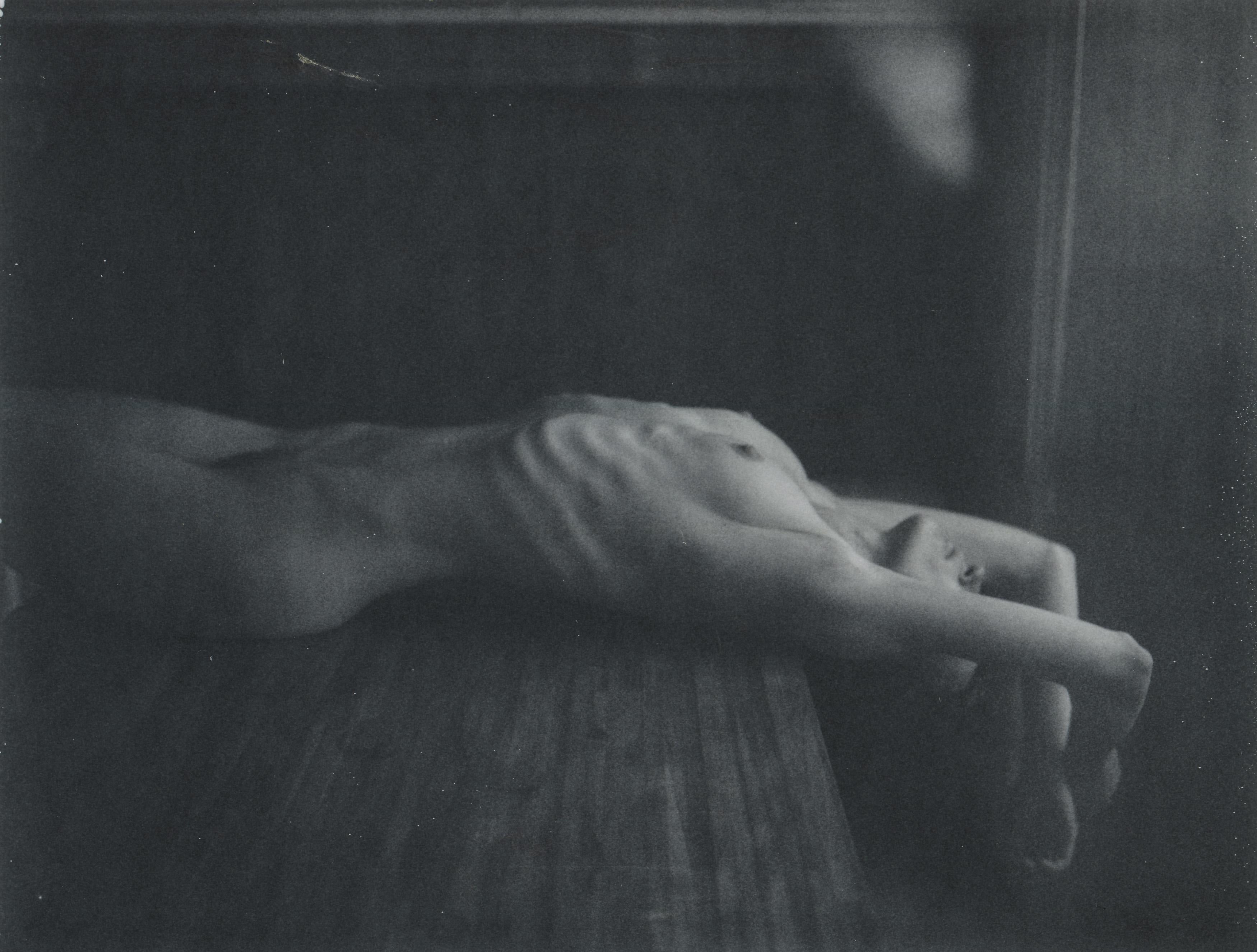 Kirsten Thys van den Audenaerde Black and White Photograph - Animal nitrate - Contemporary, Nude, Women, Polaroid, 21st Century