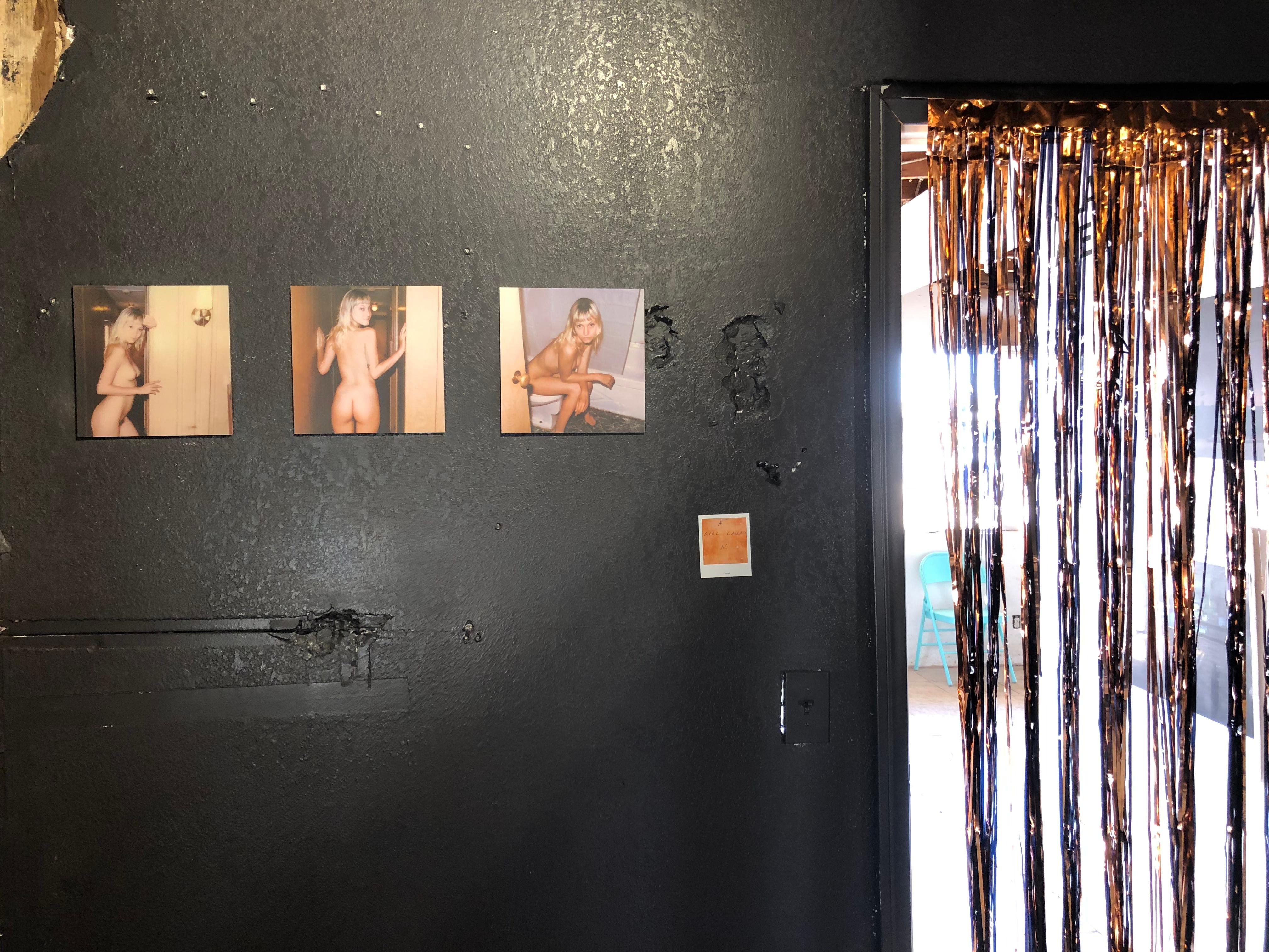 Zeitgenössisch, Nackt, Frauen, Polaroid, 21. Jahrhundert, Farbe 4