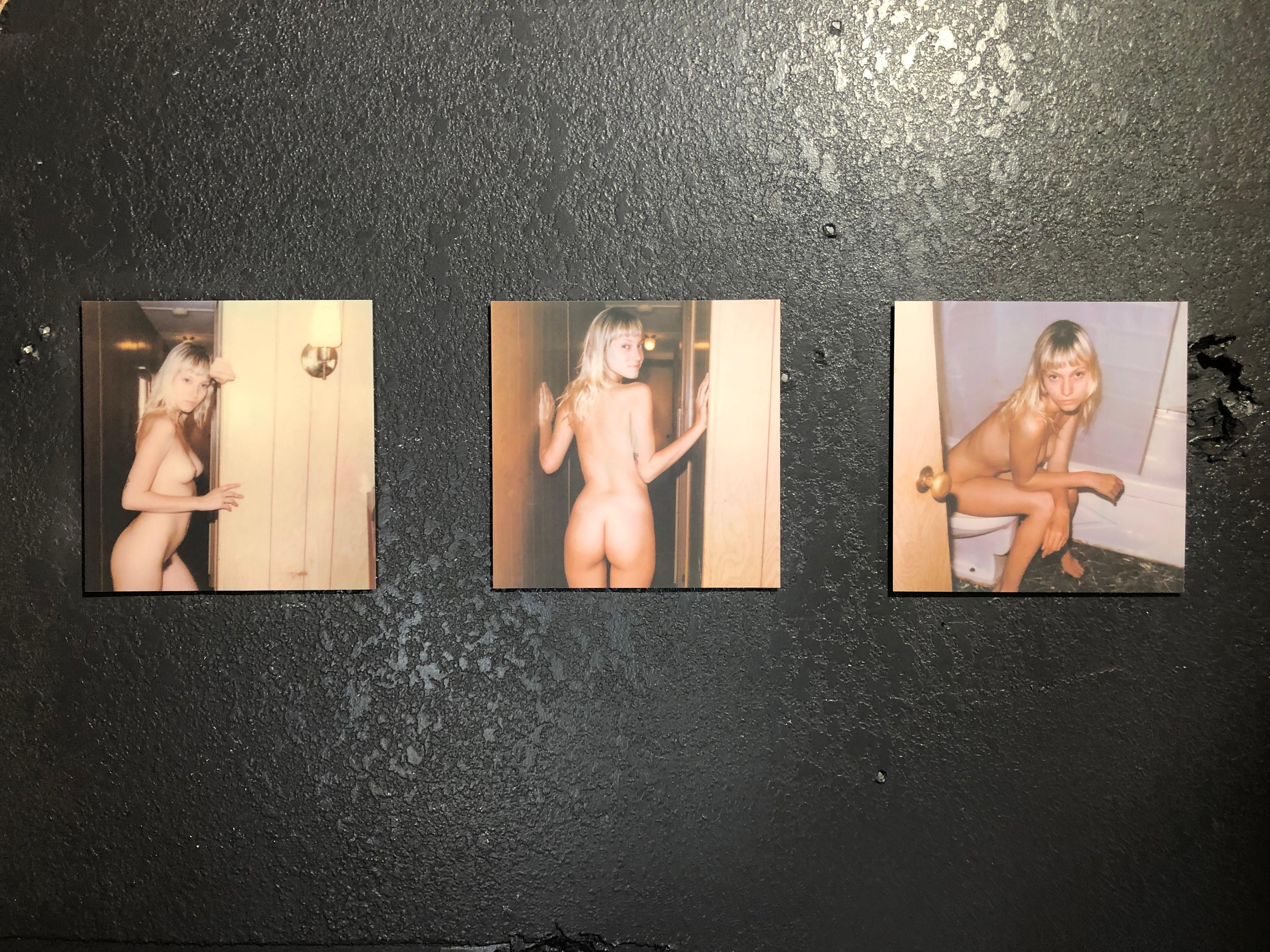 Come on - Contemporary, Nude, Women, Polaroid, 21st Century, Color For Sale 5