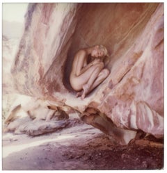 Home - 20x20cm, Femmes, Nu, Polaroid, Photographie, Contemporary, Nature