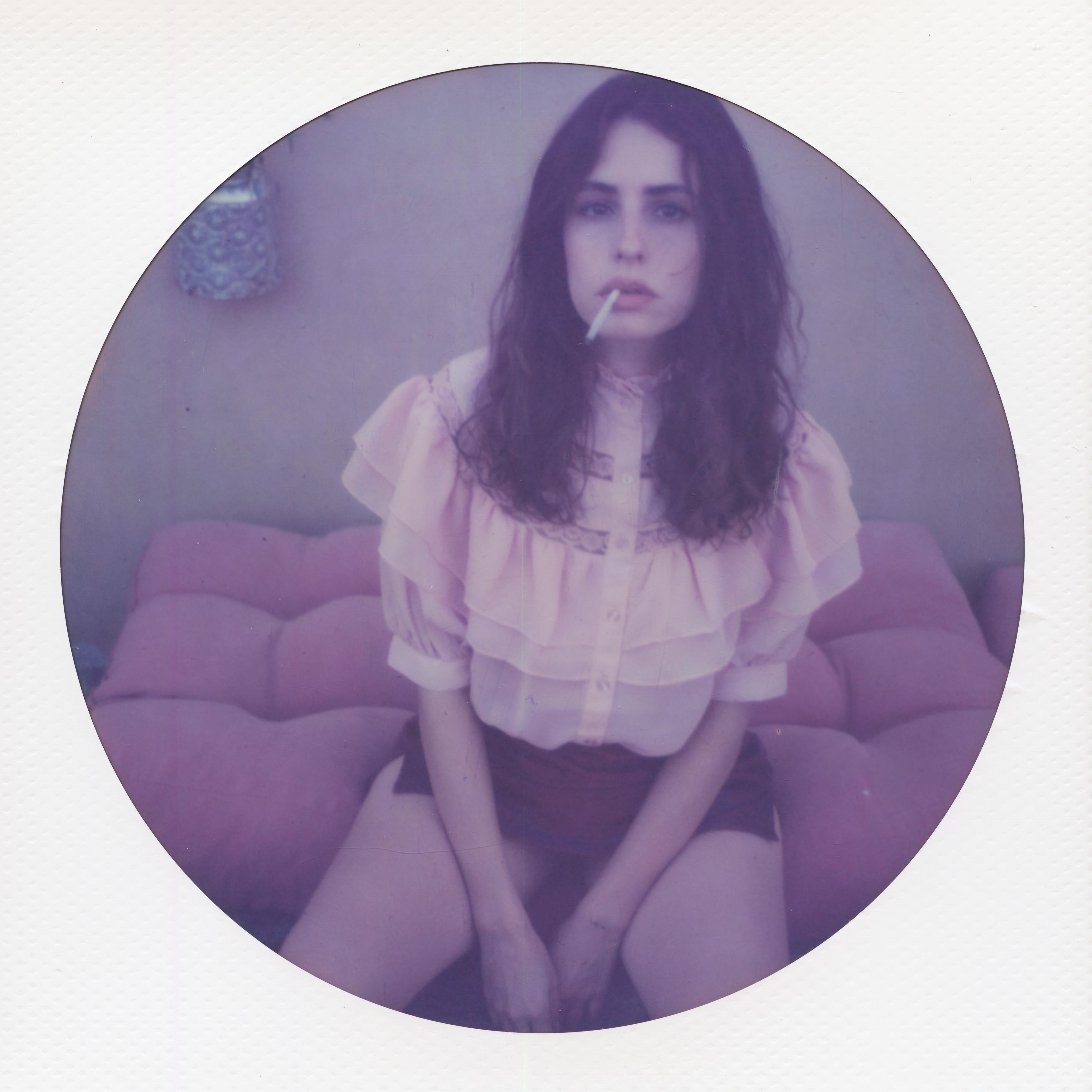 Kirsten Thys van den Audenaerde Portrait Photograph – Nichts zu verlieren - Contemporary, Frauen, Polaroid, 21st Century, 21st Century