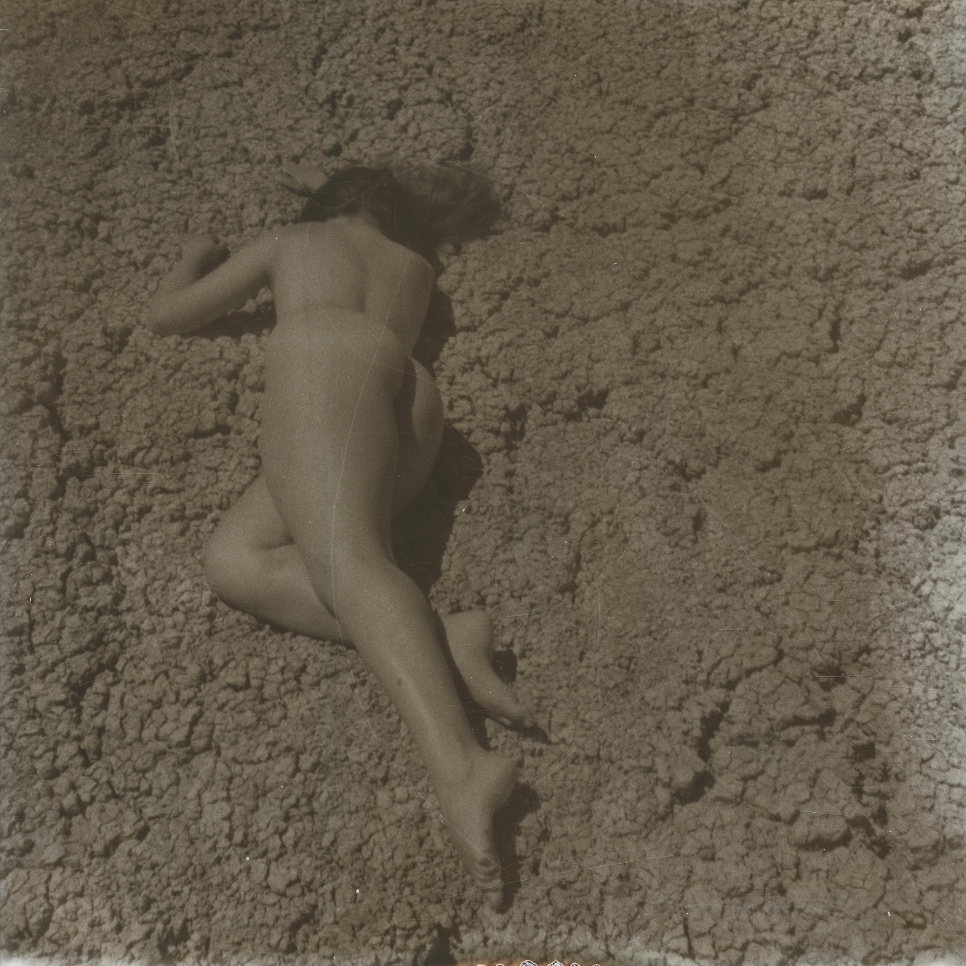 Kirsten Thys van den Audenaerde Black and White Photograph - Toxicity (Bombay Beach) - Contemporary, Polaroid, Women