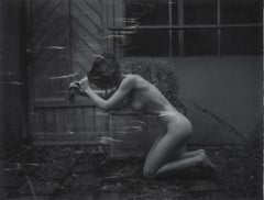 Tauziehen  - Contemporary, Akt, Frauen, Polaroid, 21. Jahrhundert