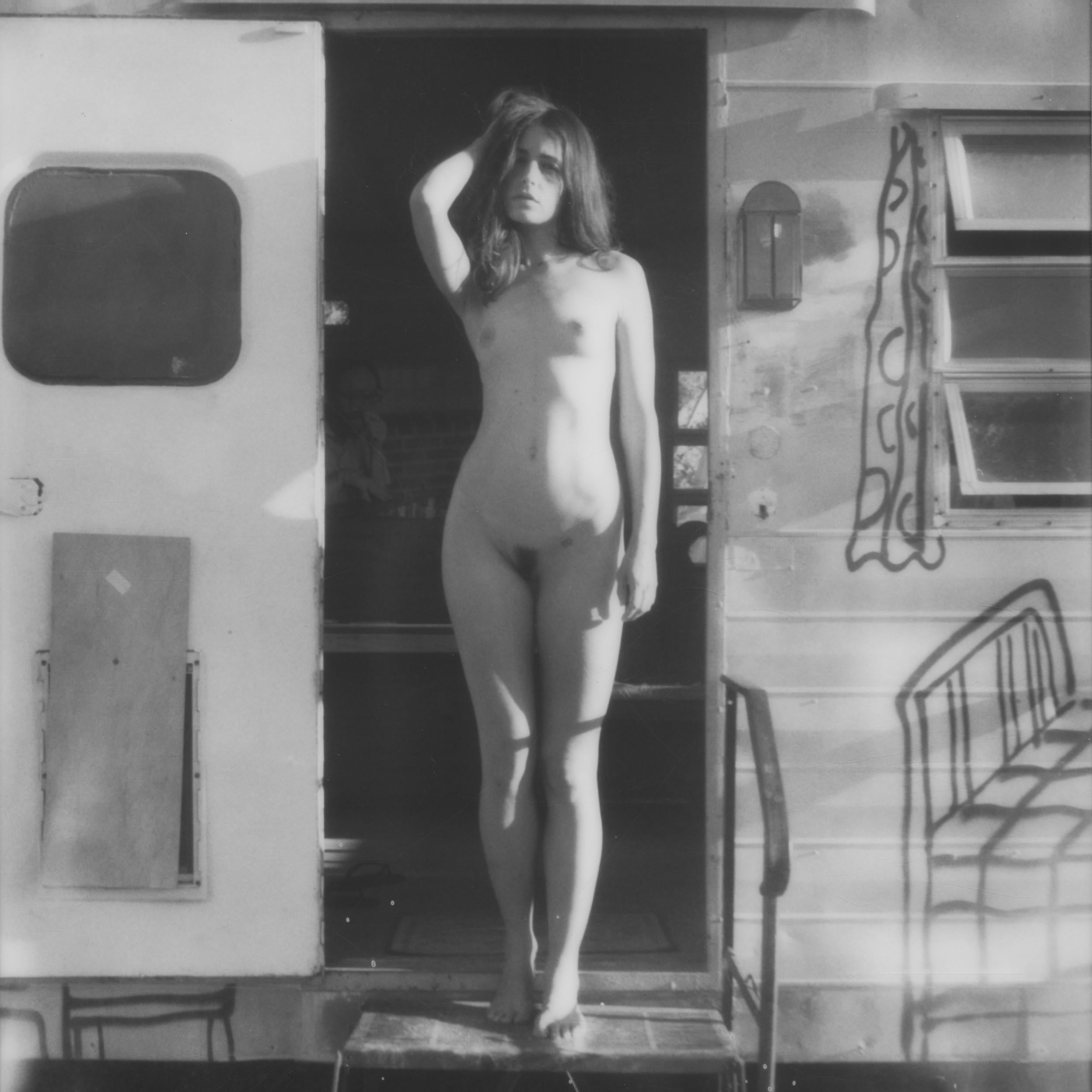 Kirsten Thys van den Audenaerde Nude Photograph - Wake-up call (Bombay Beach) - Contemporary, Polaroid, Nude, Black and White