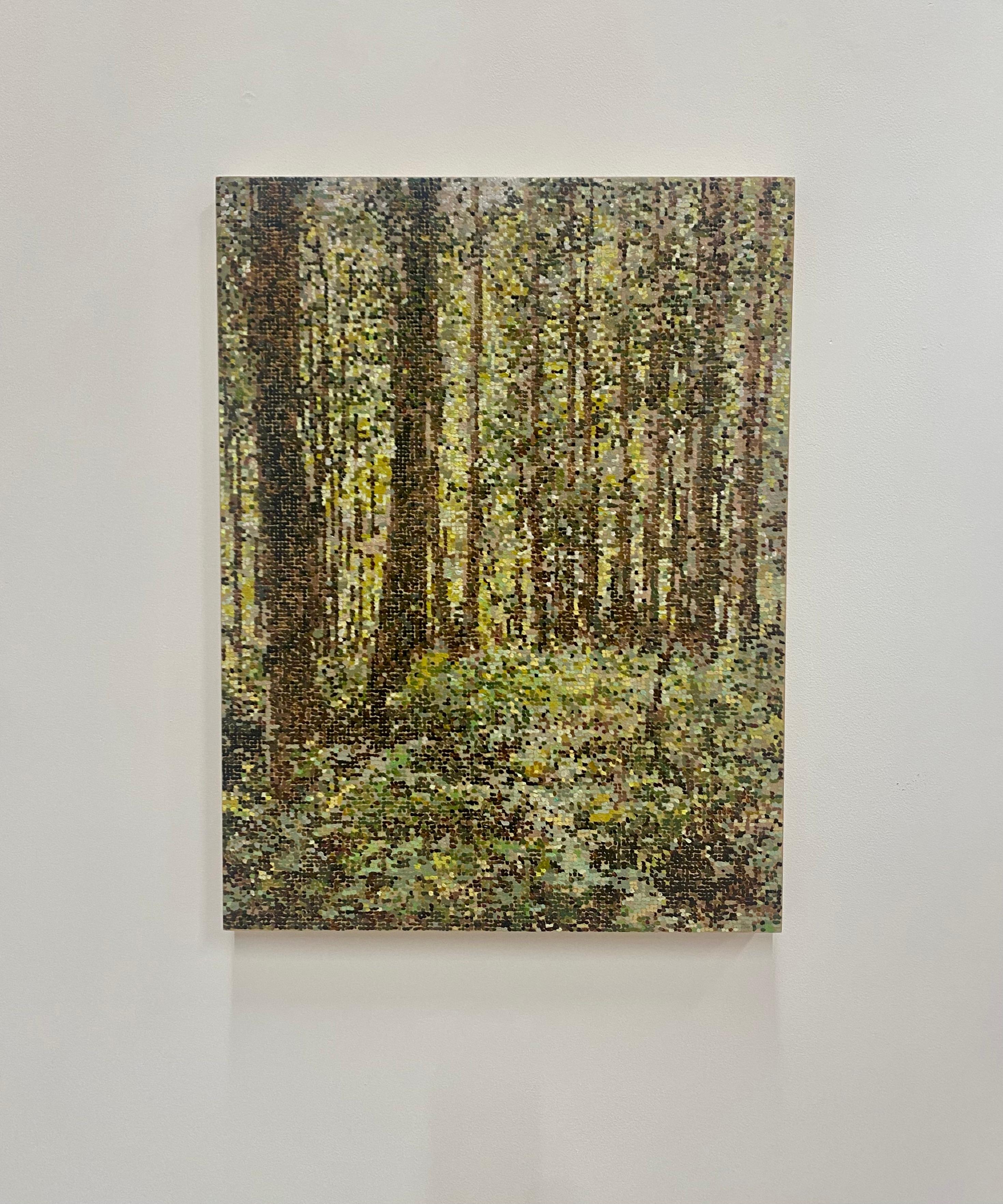 Forestappled Forest, paysage forestier pointilliste, feuilles vertes, arbres bruns, bois - Painting de Kirstin Lamb
