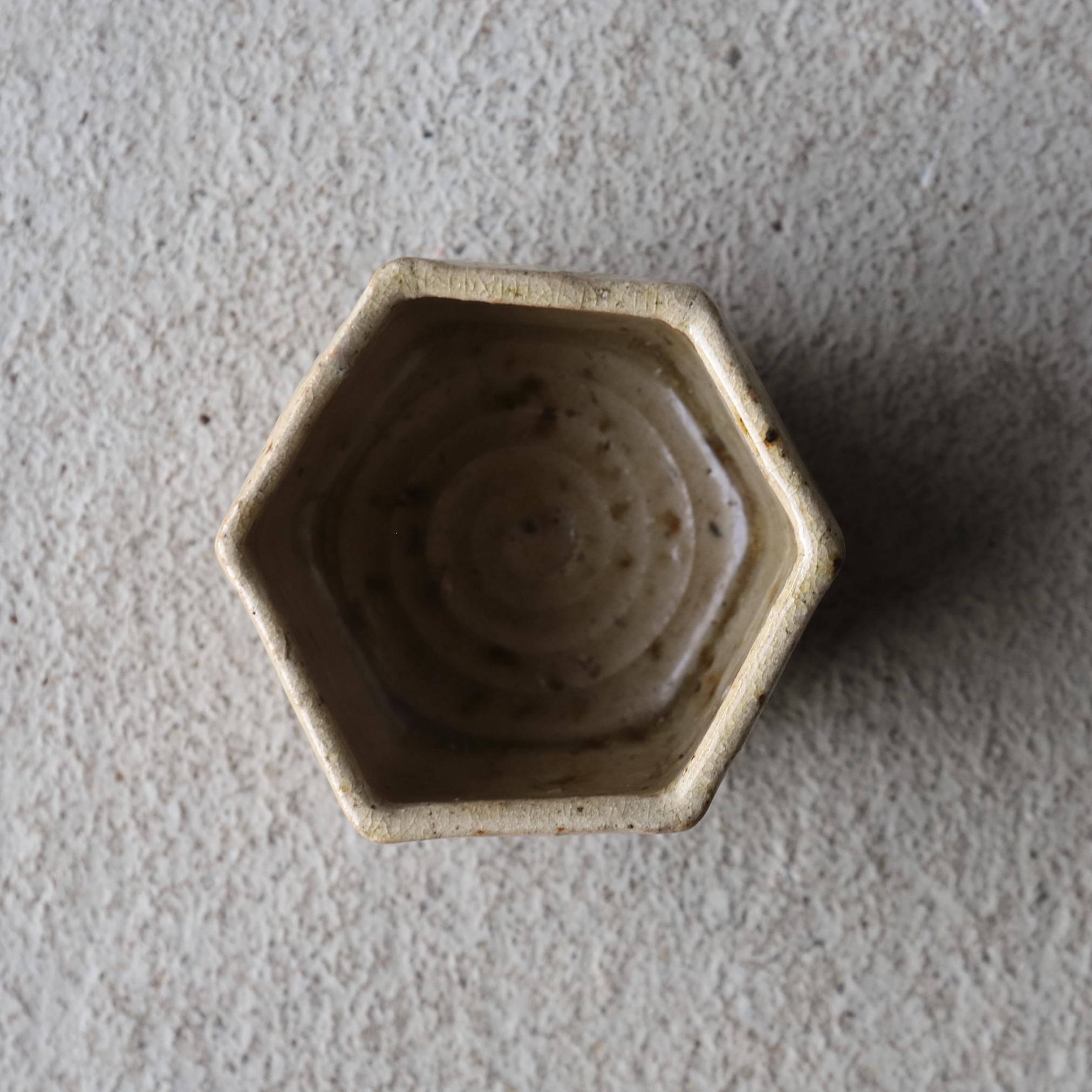 Kiseto Hexagonal Sake Cup /Japanese Antique / Momoyama-Edo Period / 1573-1867CE 6