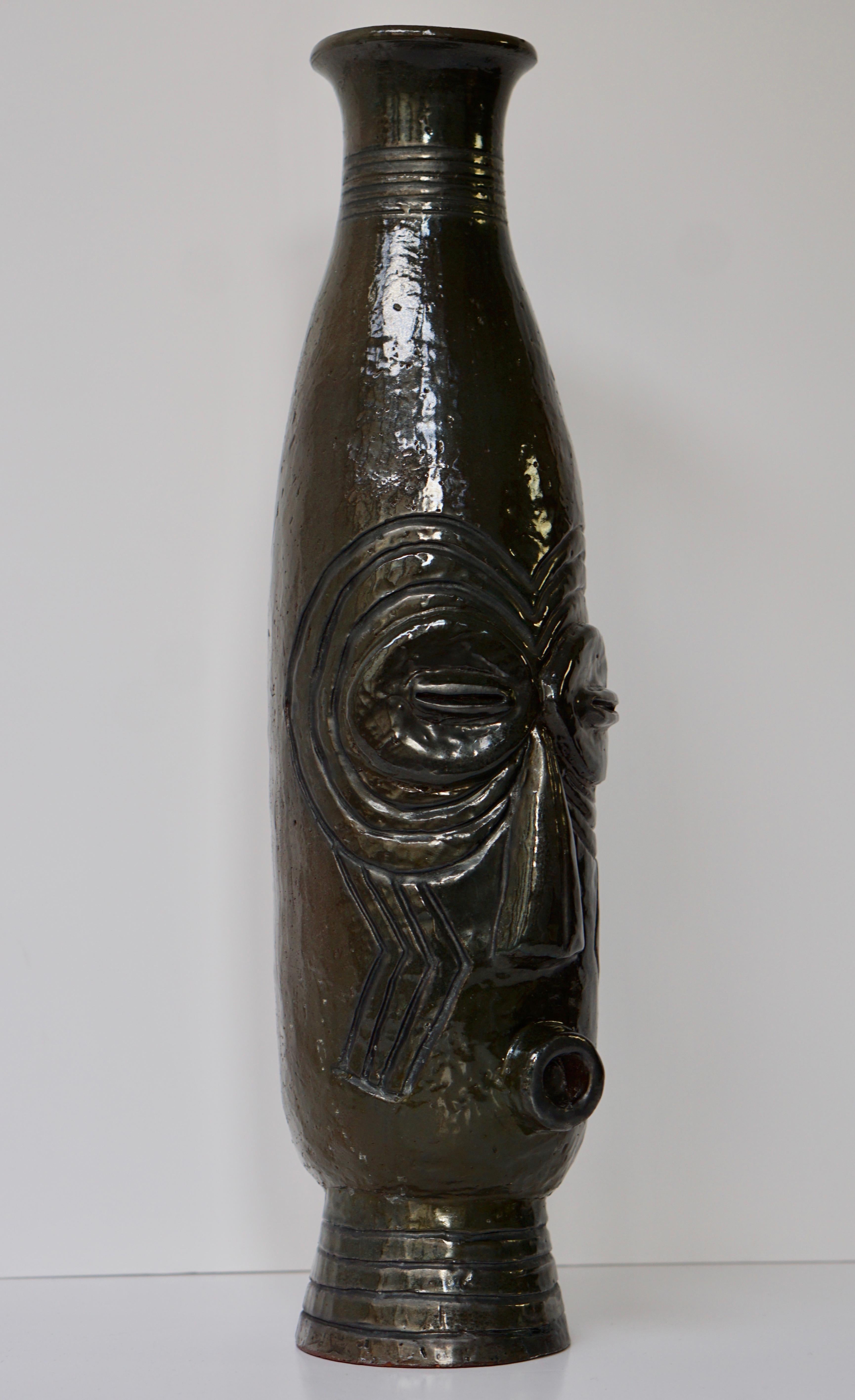 Kishi Ceramic Vase with a Face For Sale 2