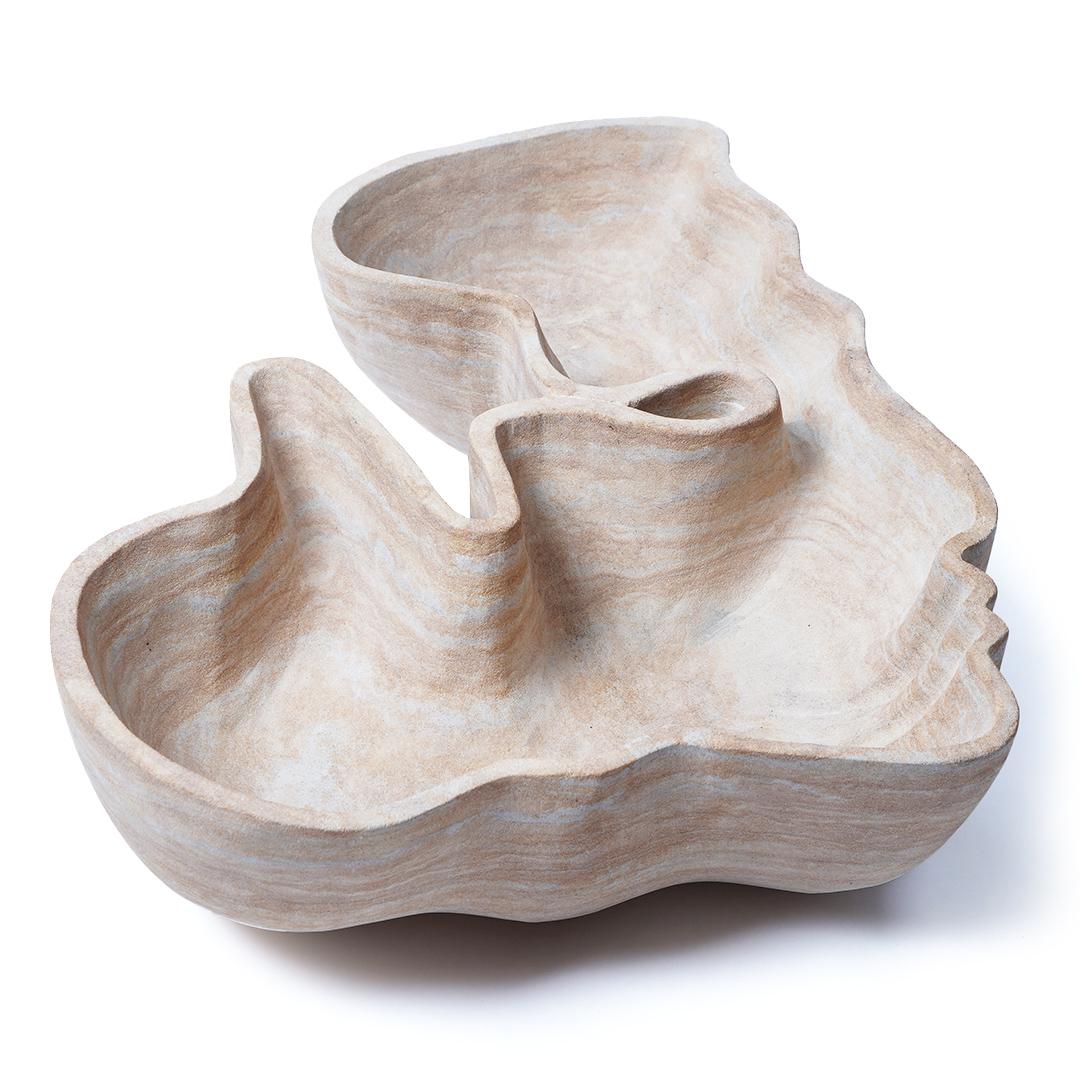 Ricevitore di marmo di sabbia Kiss Man di Jean Pascal Levy-Trumet
Edizione limitata.
Dimensioni: D. 39 x L. 32 x H. 10 cm.
Materiali: Marmo di sabbia.

Disponibile in diverse opzioni di marmo Rajasthan o Rajnagar. Contattateci. 

Dopo essermi