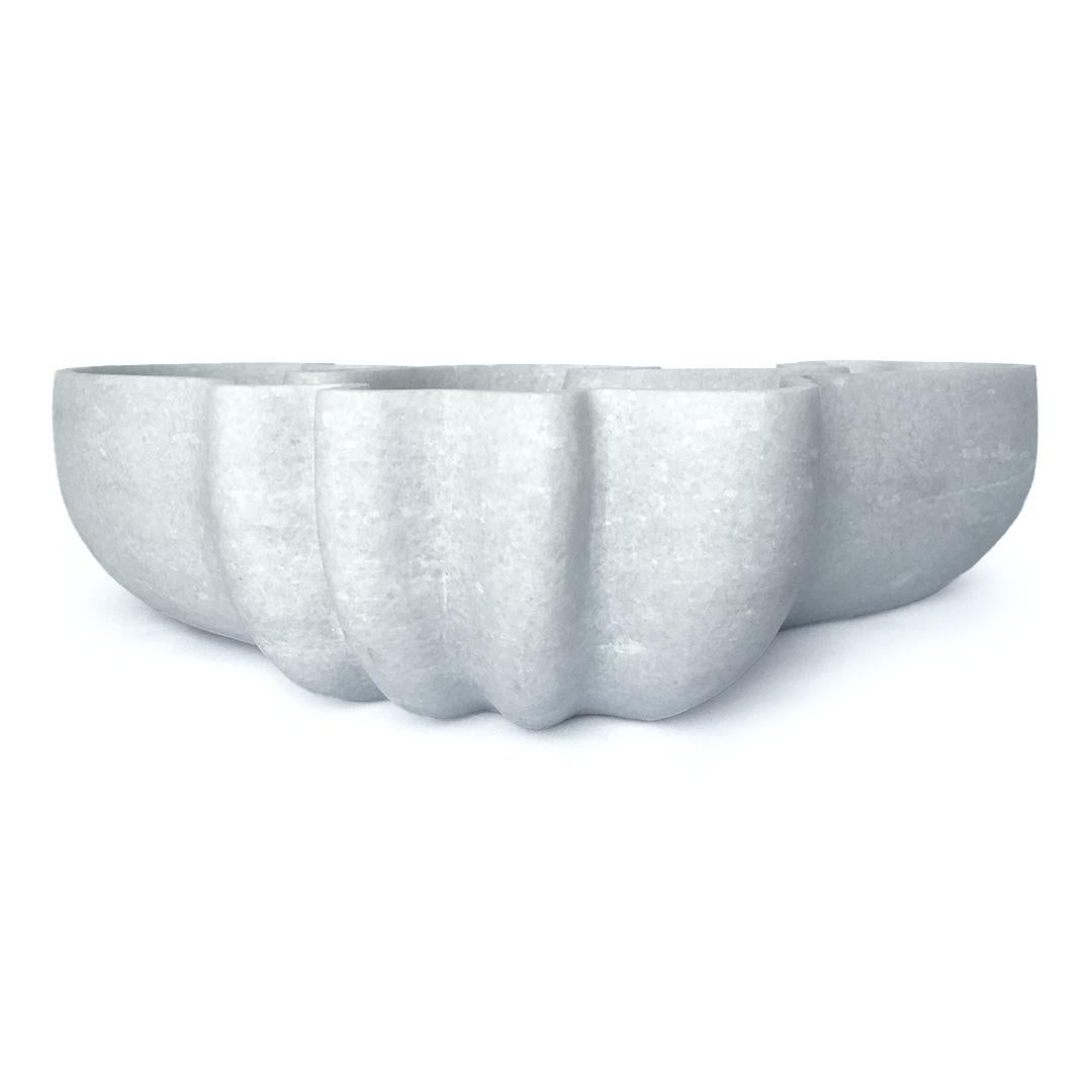 Altro Bacio Donna Ricevitore in marmo bianco di Jean Pascal Levy-Trumet in vendita