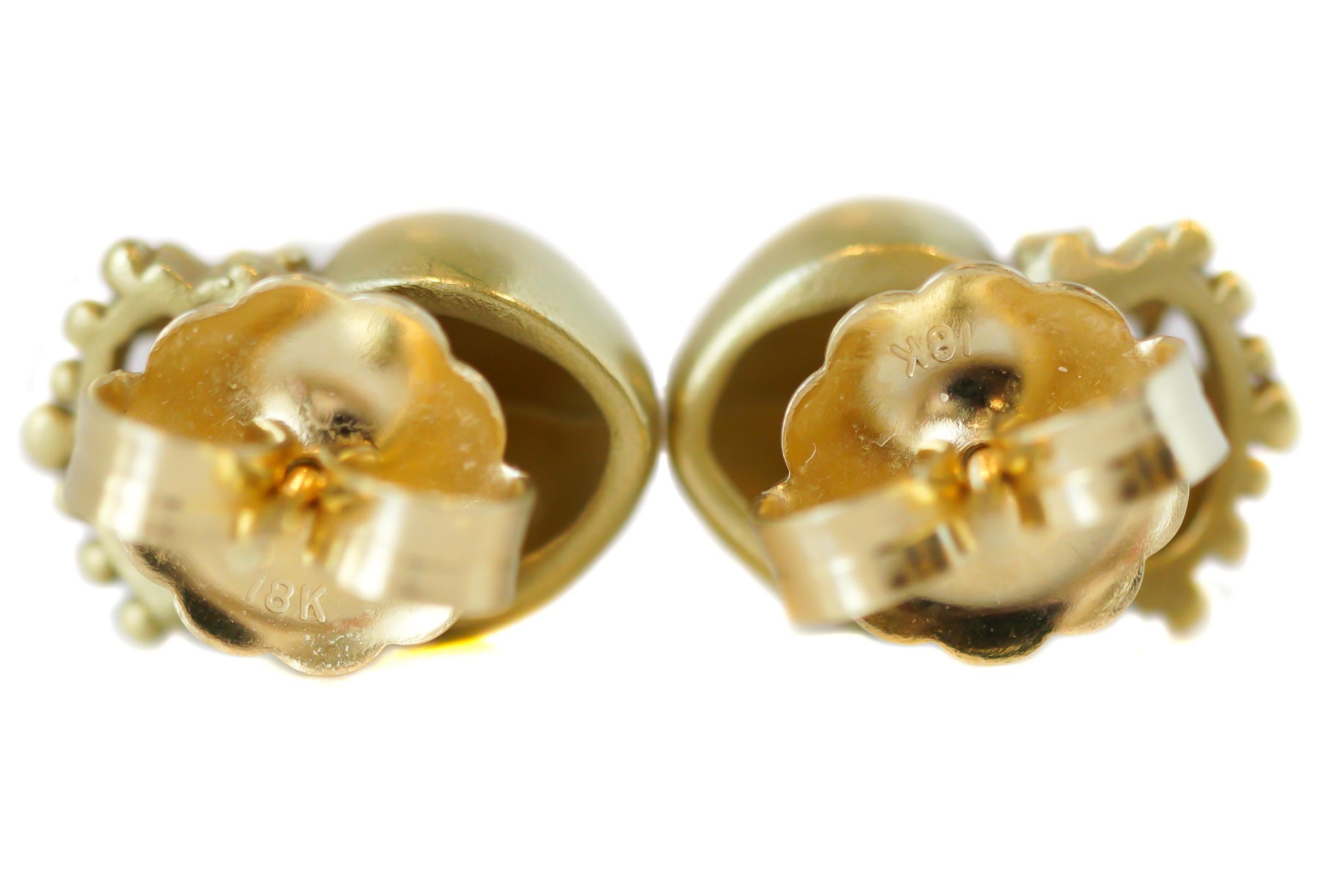 Contemporary Kisselstein-Cord Heart Crown 18 Karat Gold Earrings Studs