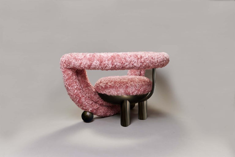 Kissing Armchair by Lara Bohinc in Bronze Metal and Furry Rose Fabric, in Stock In New Condition For Sale In London, GB