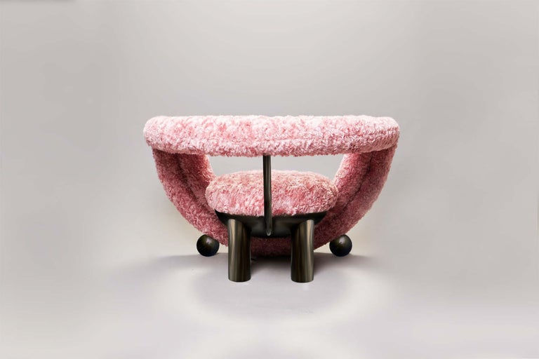 Contemporary Kissing Armchair by Lara Bohinc in Bronze Metal and Furry Rose Fabric, in Stock For Sale