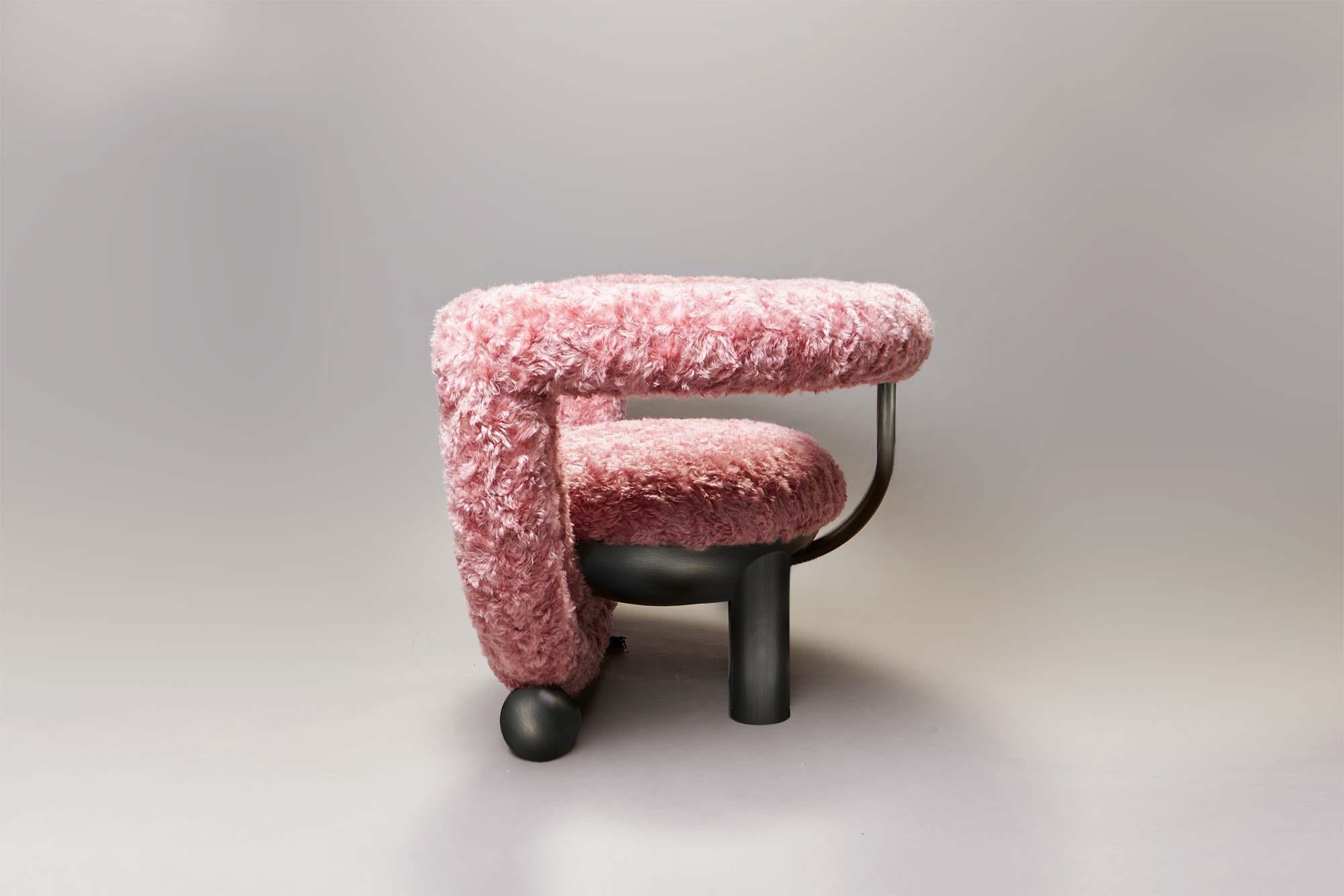 Modern Kissing Armchair by Lara Bohinc in Bronze Metal and Furry White Fabric For Sale