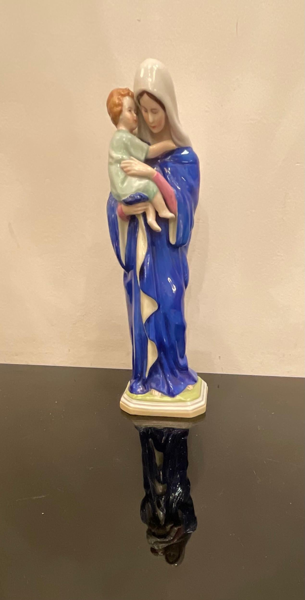 German KISTER SCHIBE ALSBACH - Madonna con bambino - Porcellana del 1940 For Sale