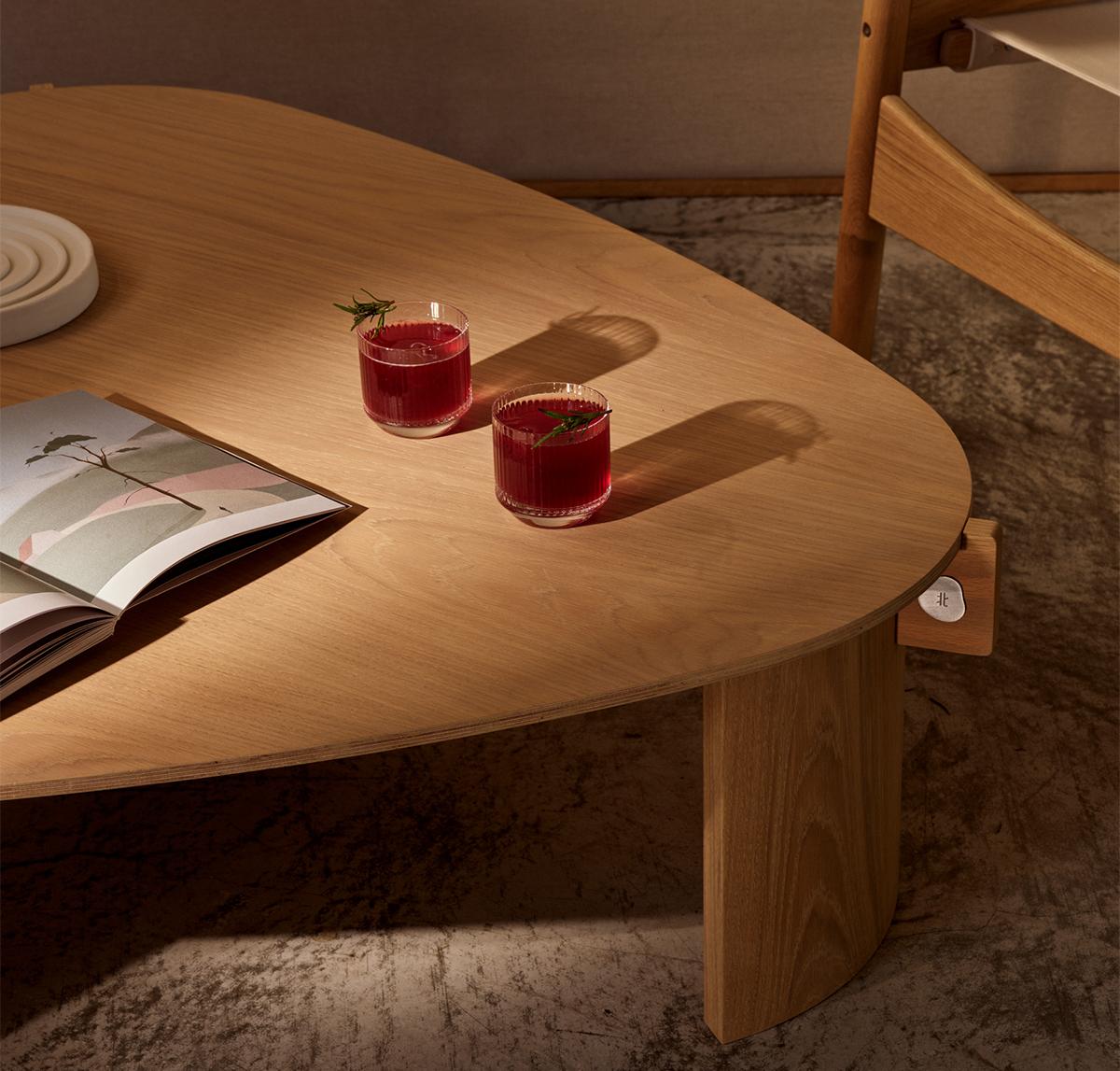 Japonisme KITA LIVING Flow Coffee Table Large - Oak Wood For Sale