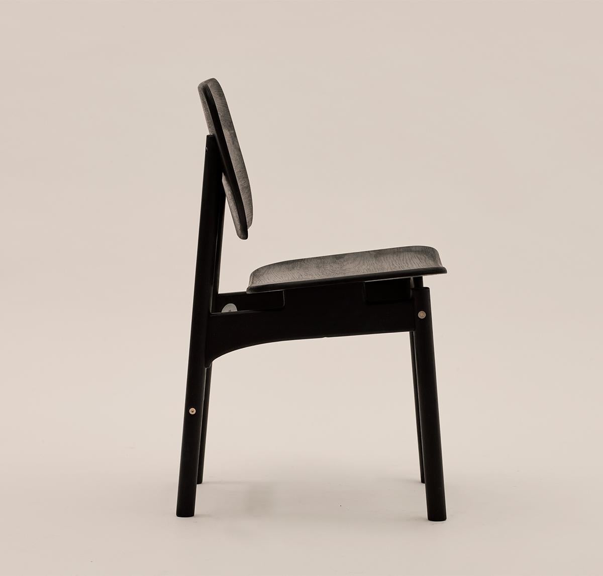 Asian KITA LIVING Frame Chair  Rectangular - Oak Black For Sale