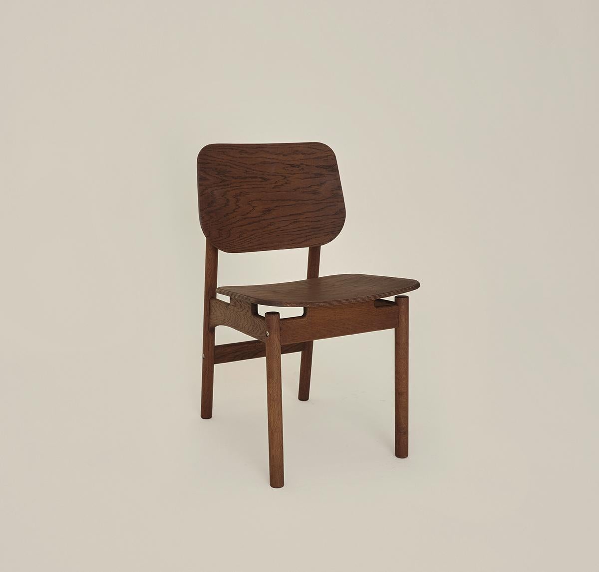 KITA LIVING Frame Chair  Rectangular - Oak Chocolate In New Condition For Sale In Bomonti, TR