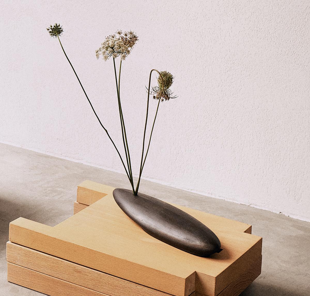Japonisme KITA LIVING x İLAERG. Ikebana Vase For Sale