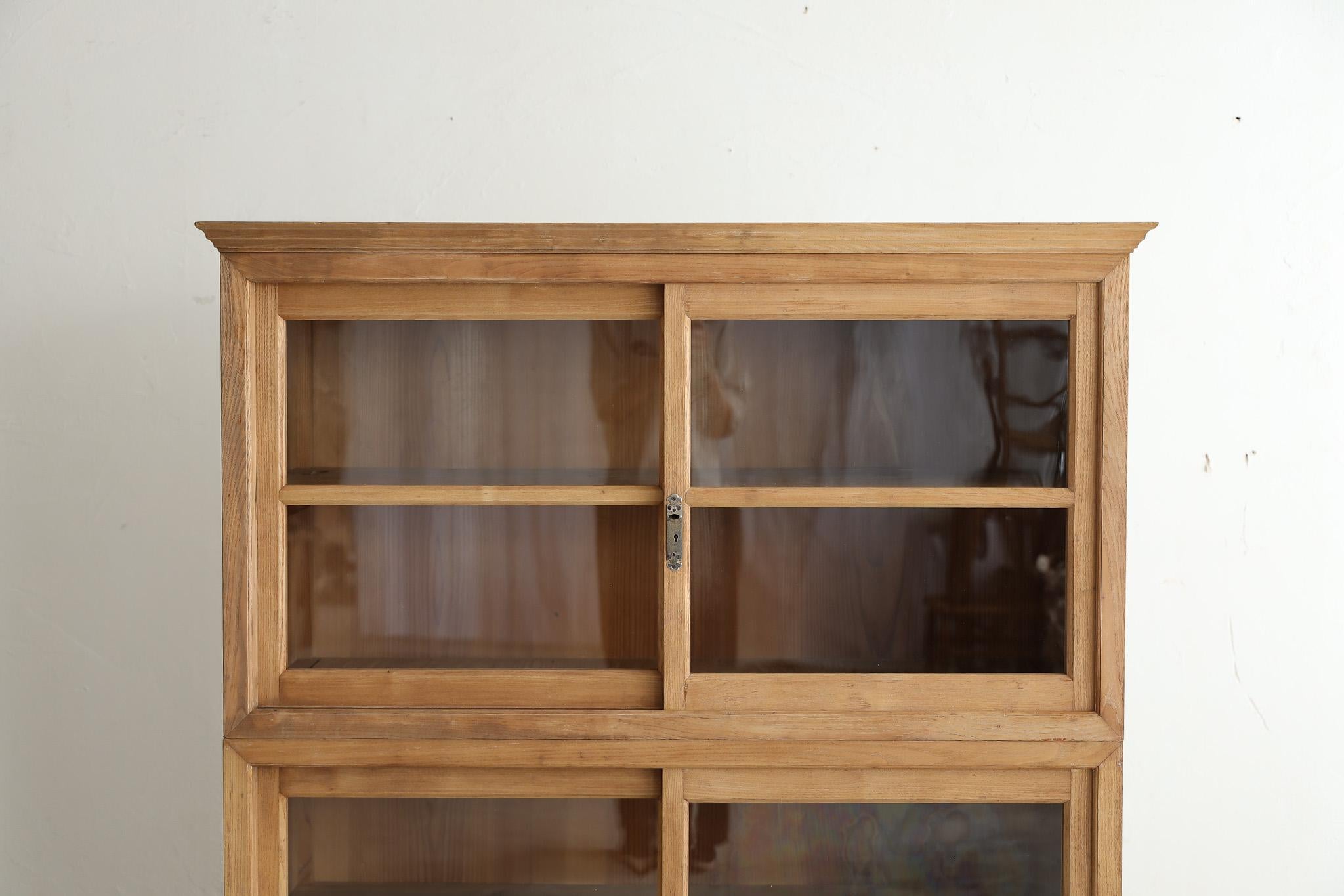 Fatto a mano Armadi da cucina, Armadio impilato, Antiquariato giapponese, Wabi Sabi, Japandi （1） in vendita