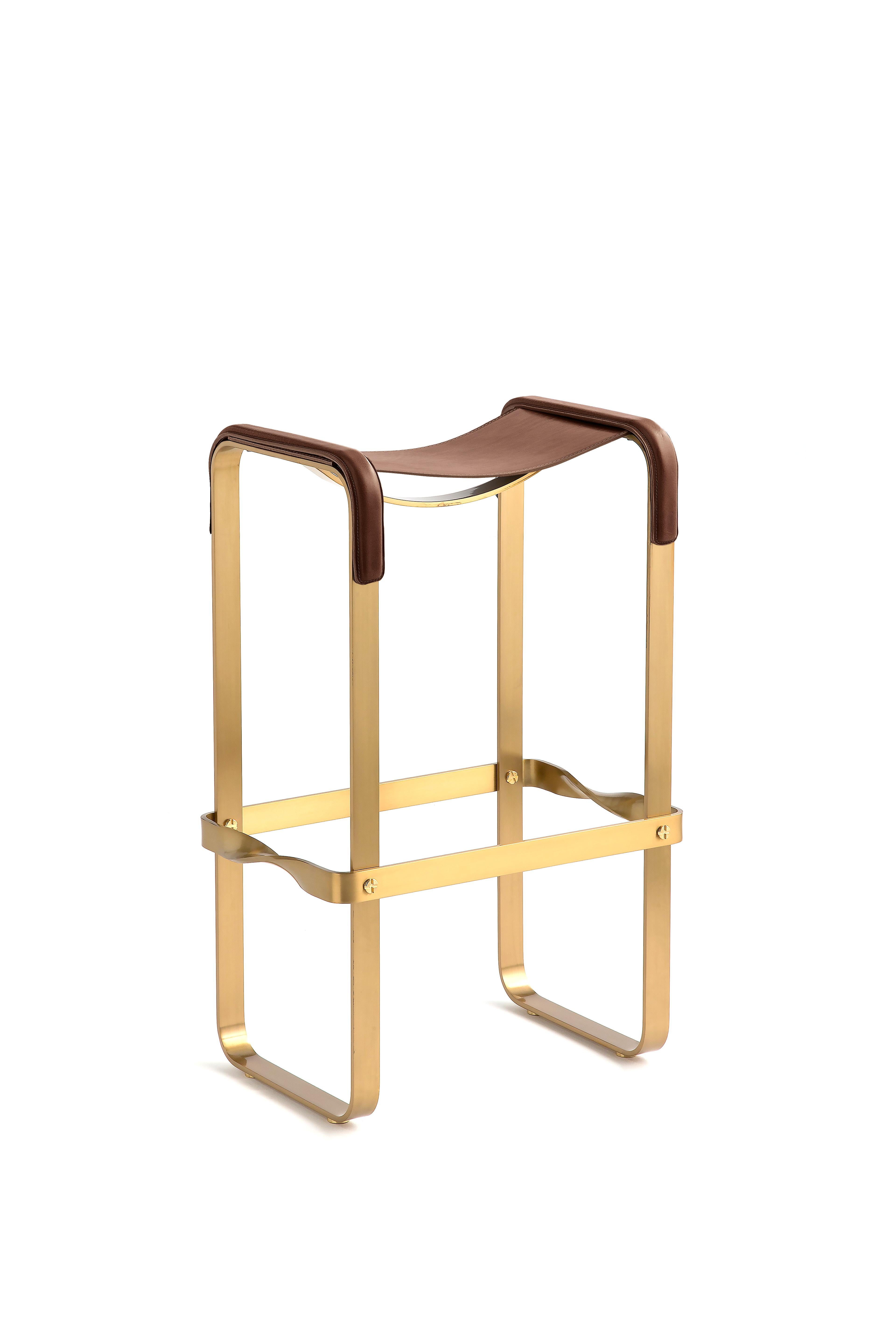 Contemporary Kitchen Counter Barstool, Aged Brass Metal & Cognac Leather For Sale 4
