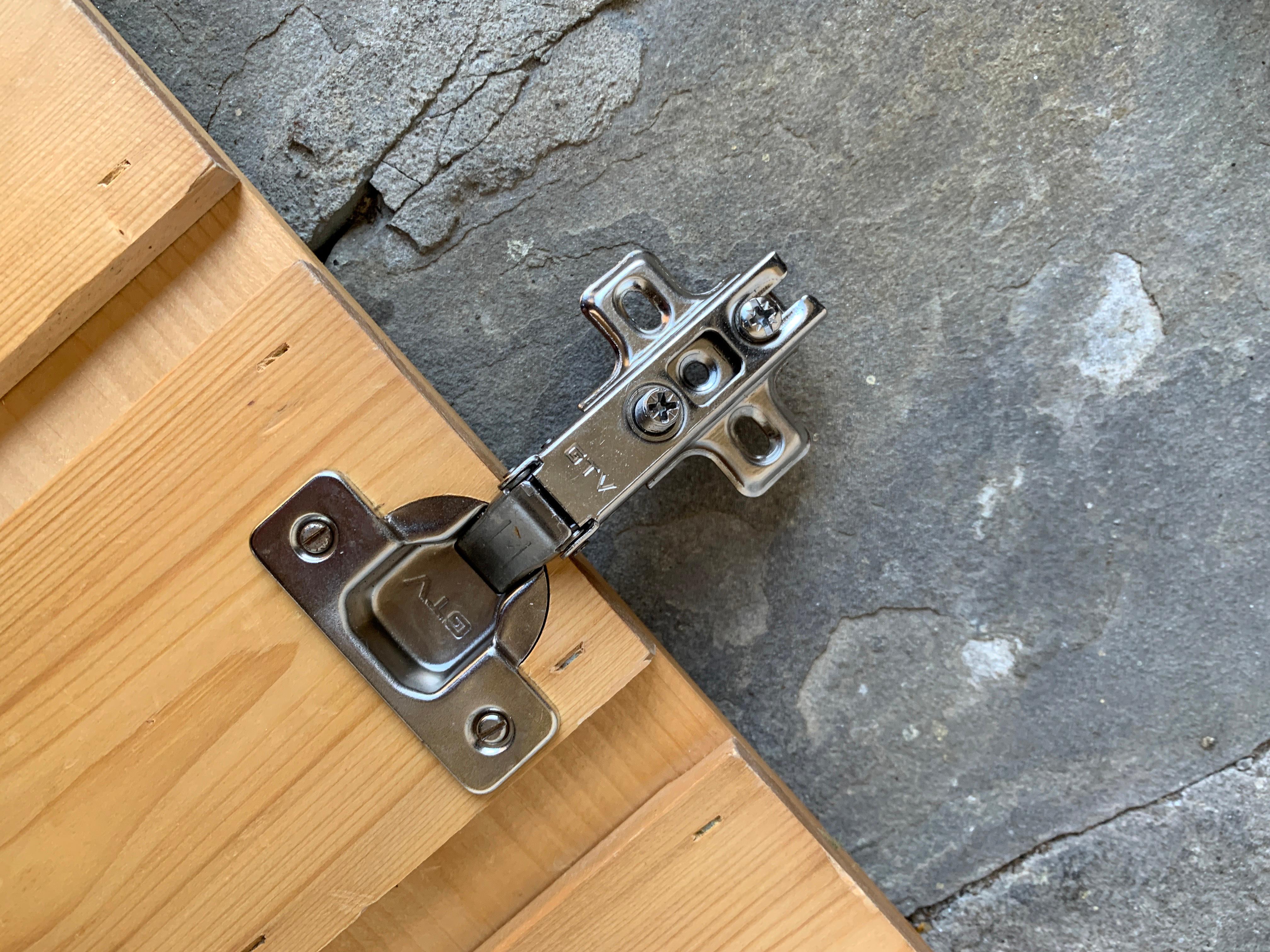 Küchentüren von Charlotte Perriand für Les Arcs 1800 ski resort Pinewood, 1960er Jahre im Angebot 5