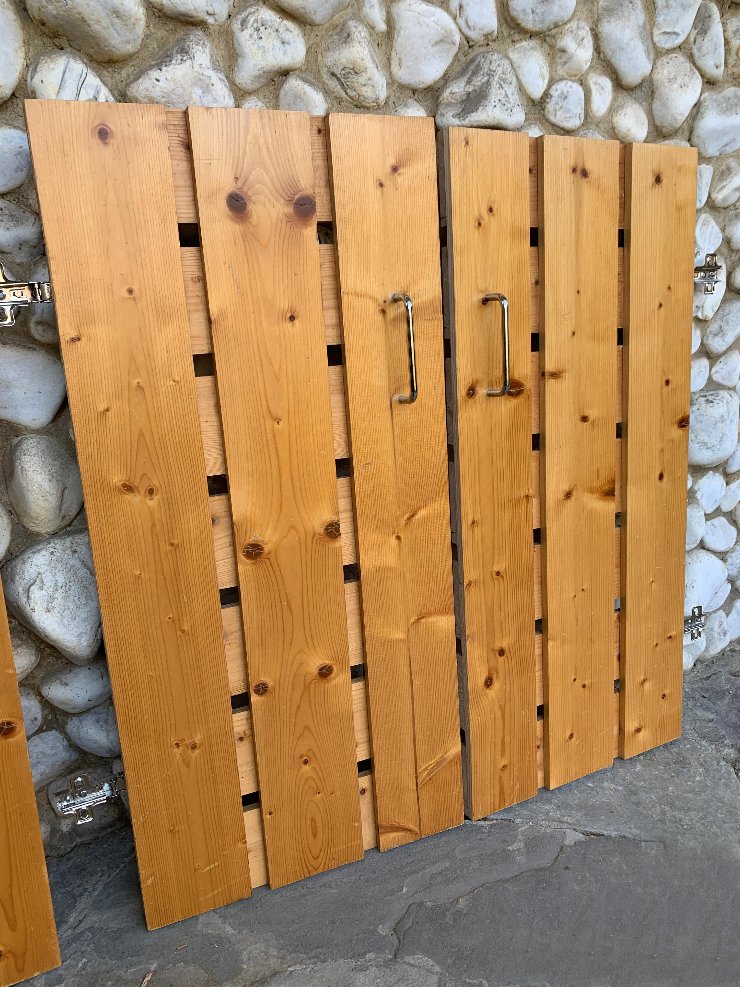 Küchentüren von Charlotte Perriand für Les Arcs 1800 ski resort Pinewood, 1960er Jahre (Französisch) im Angebot