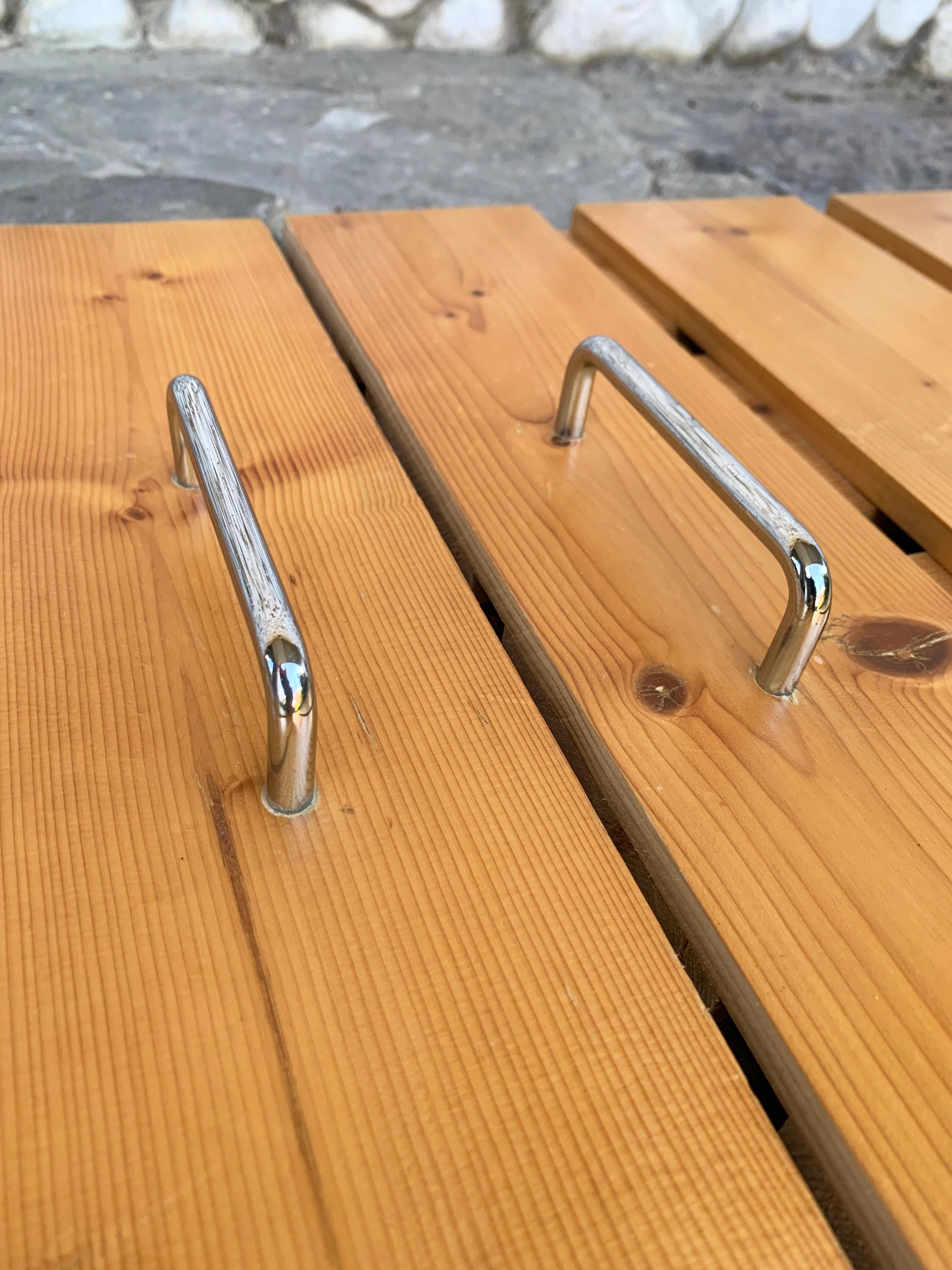 Küchentüren von Charlotte Perriand für Les Arcs 1800 ski resort Pinewood, 1960er Jahre (Kiefernholz) im Angebot