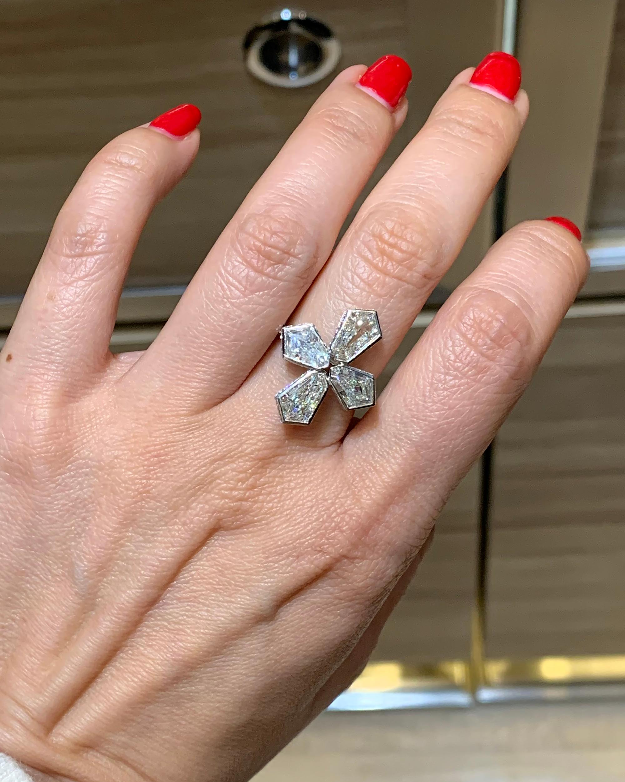 Kite Cut Kite-Shaped Diamond Platinum Cross Ring
