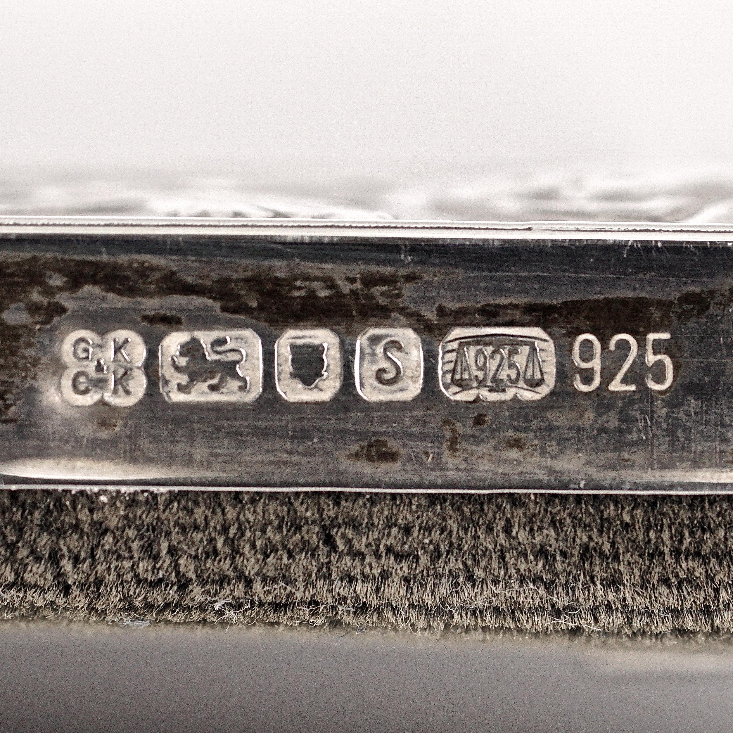 Kitney & Co Paar englische Sterling Silber Fotorahmen mit Rosen 1990s 5
