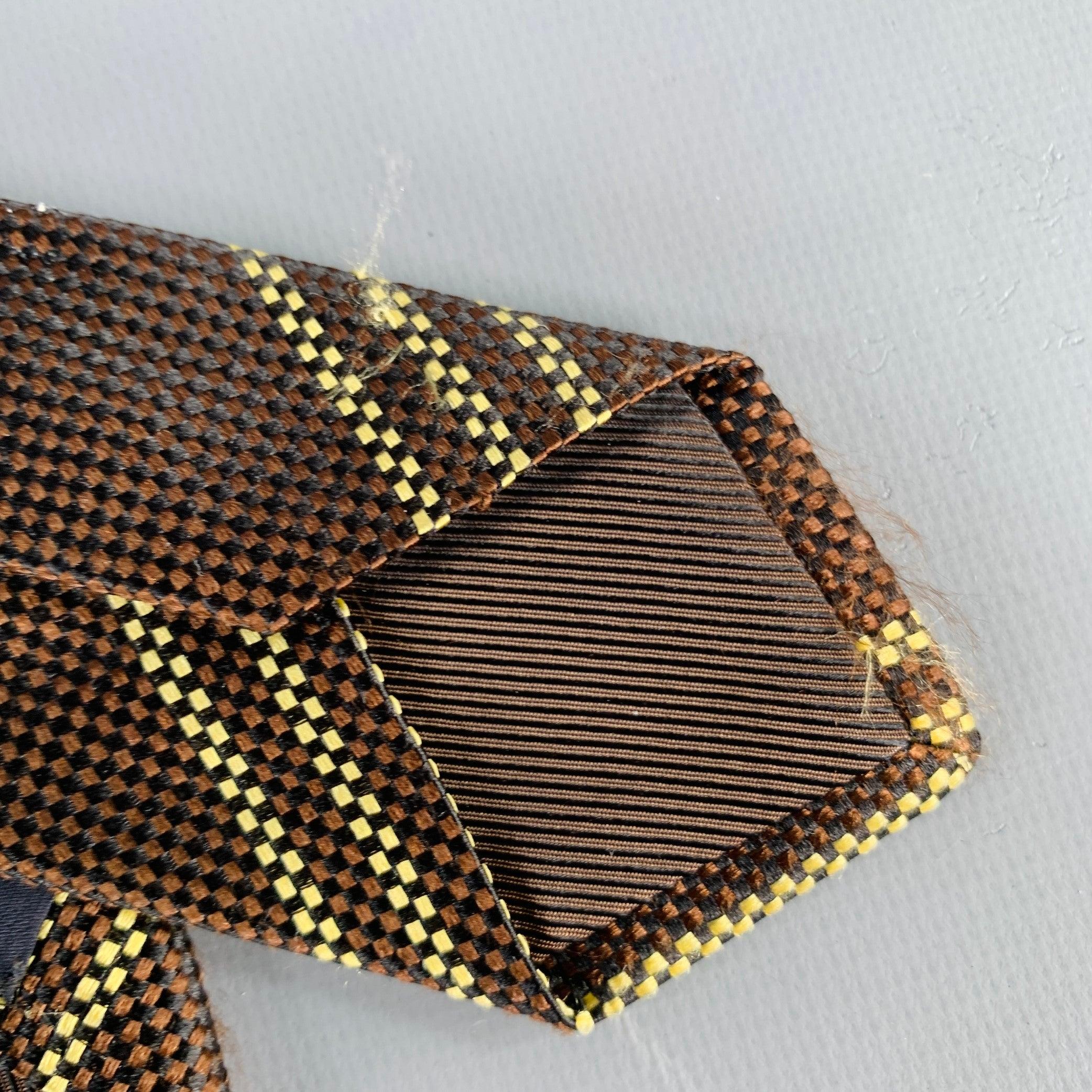 KITON Braun-Gelb diagonal gestreifte Seidenkrawatte Herren