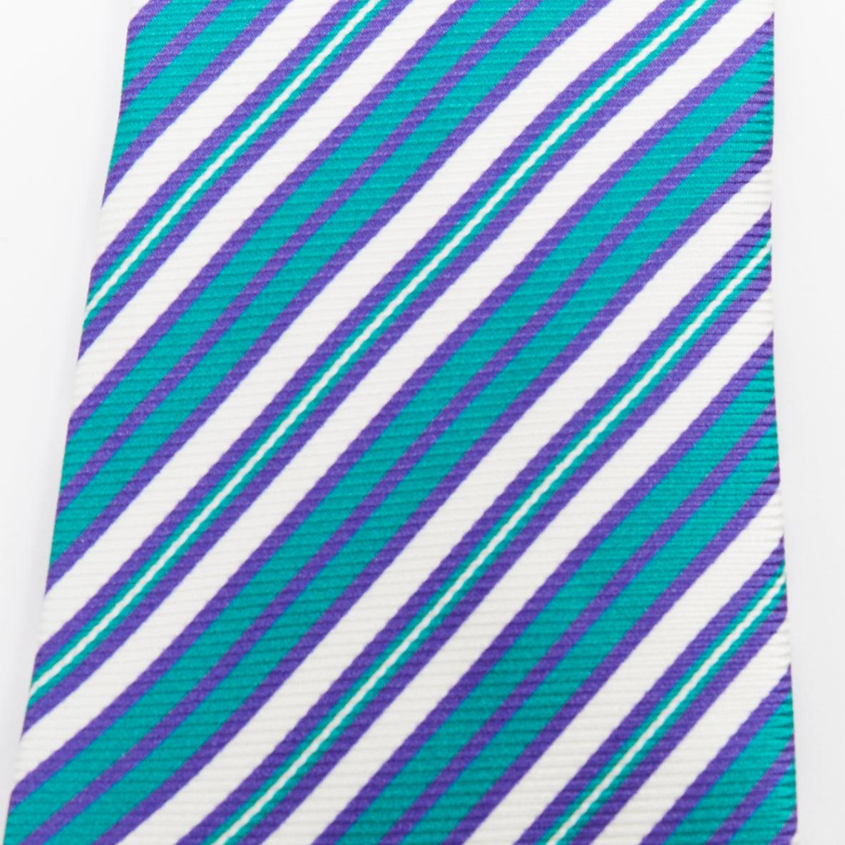 KITON NAPOLI Set di 4 cravatte da abito in 100% seta verde nero bianco a righe diagonali In condizioni ottime in vendita a Hong Kong, NT