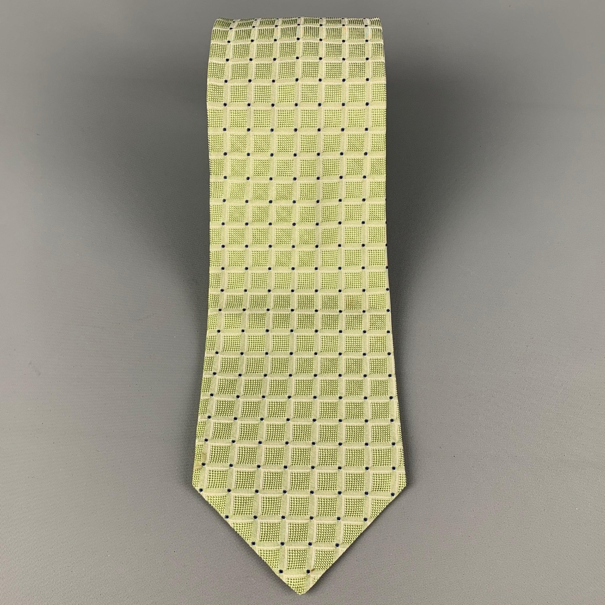 KITON necktie comes in a sage silk with a all over square print. Made in Italy. Very Good Pre-Owned Condition.Width: 3.75 inches  Length: 58 inches 

  
  
 
Reference: 120389
Category: Tie
More Details
    
Brand:  KITON
Gender:  Male
Color: 