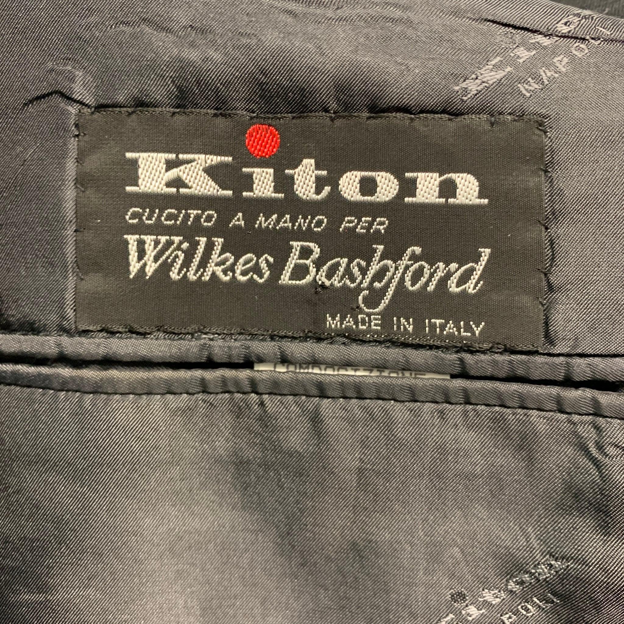 KITON Size 46 Black Wool Notch Lapel Sport Coat For Sale 2